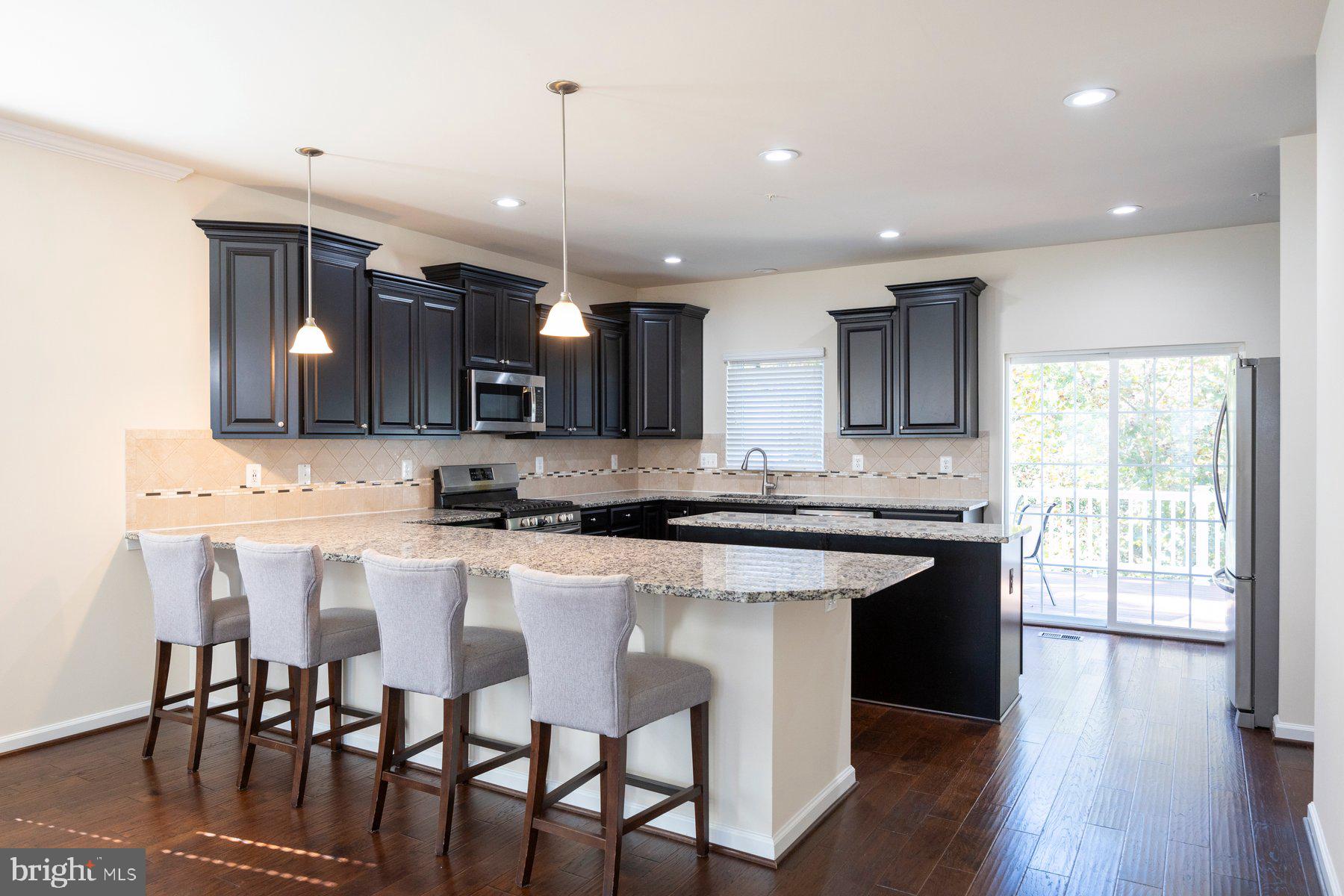 DORCHESTER VIEW - Residential