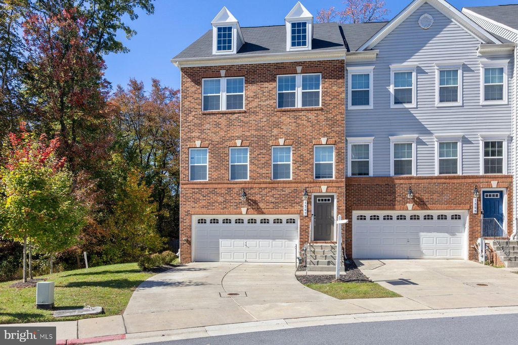 Photo of 1387 Hawthorn Drive, HANOVER, MD 21076 (MLS # MDAA2126324)
