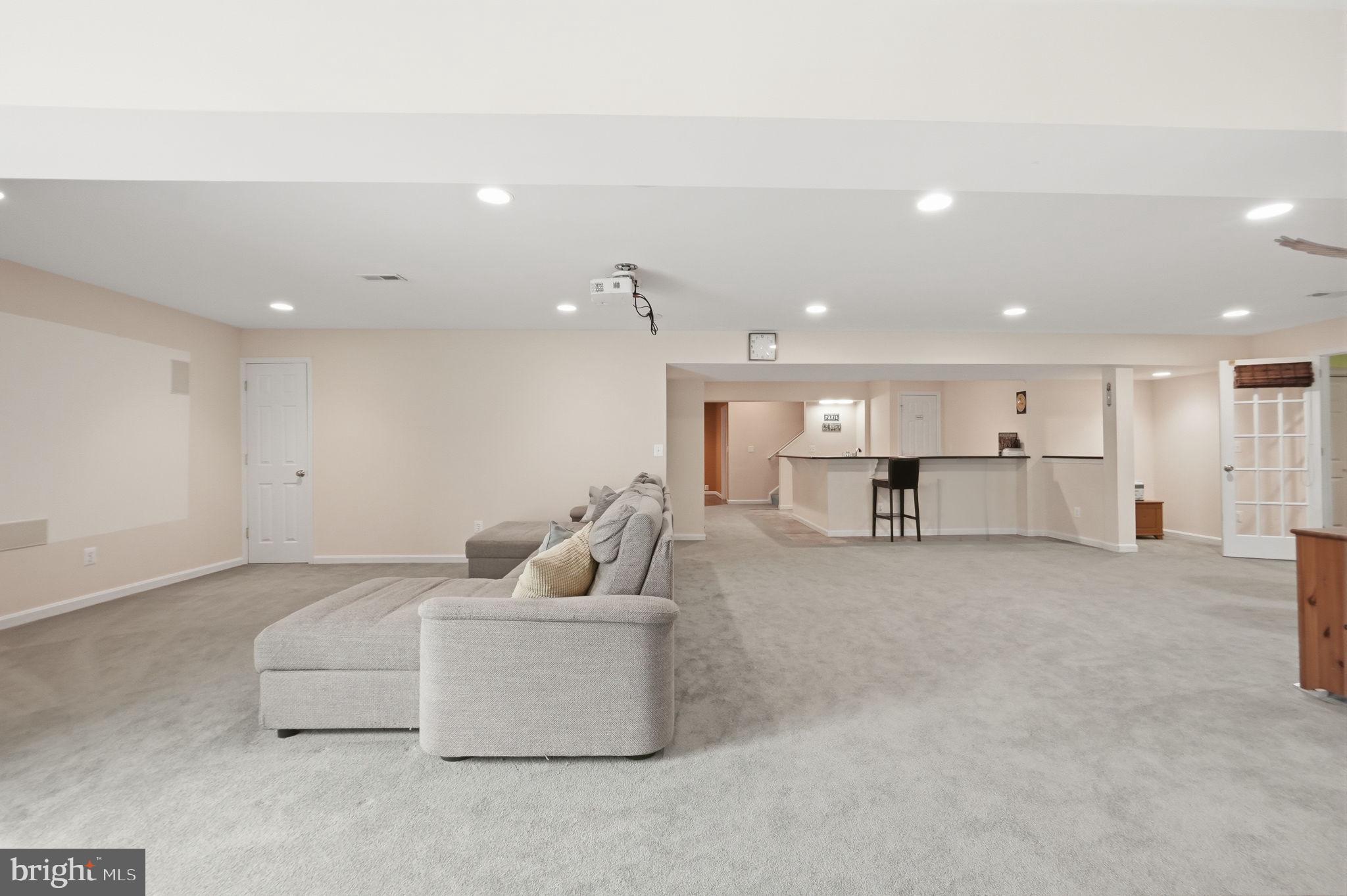 RIDINGS AT BLUE SPRINGS - Residential