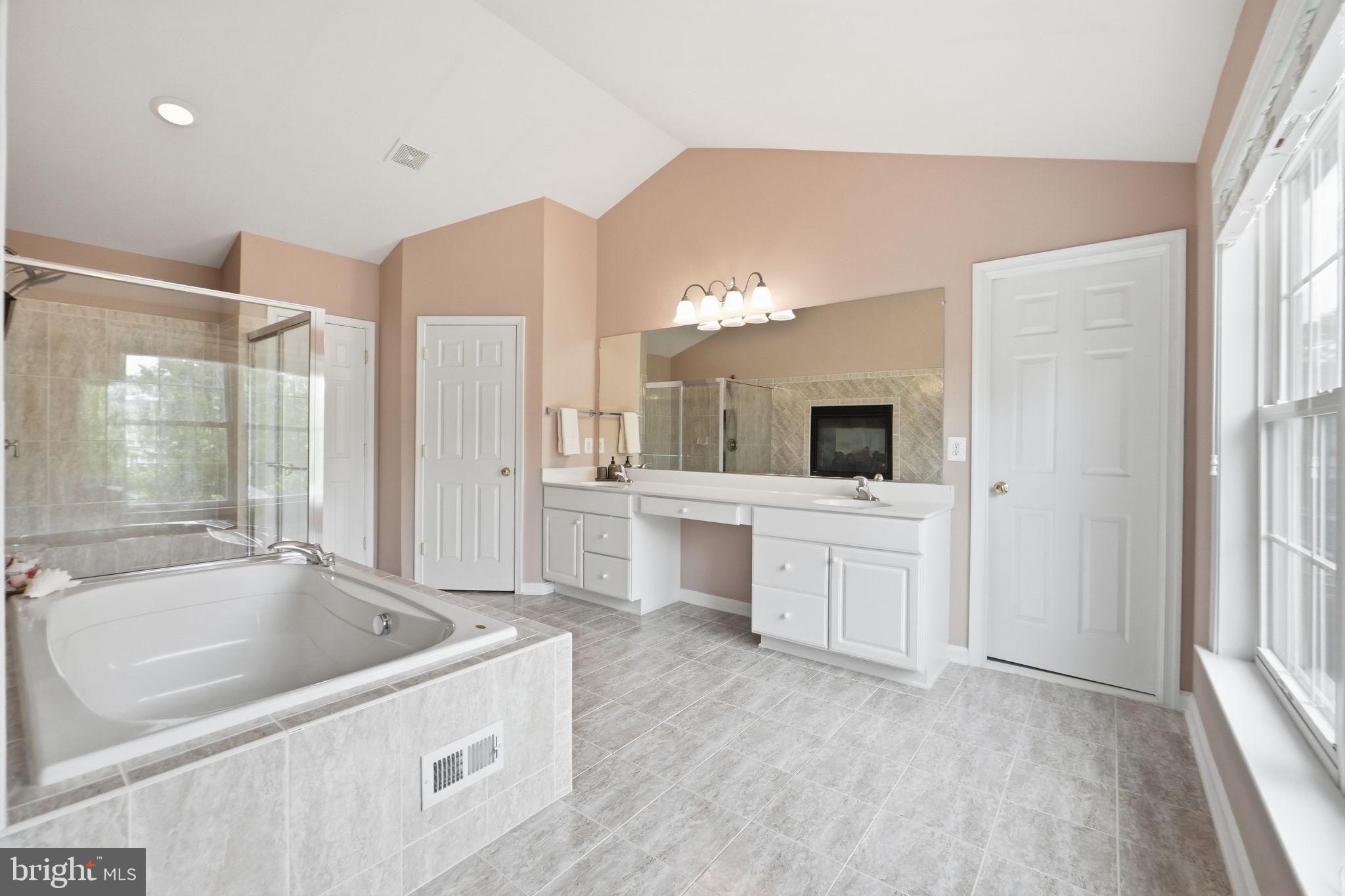 RIDINGS AT BLUE SPRINGS - Residential