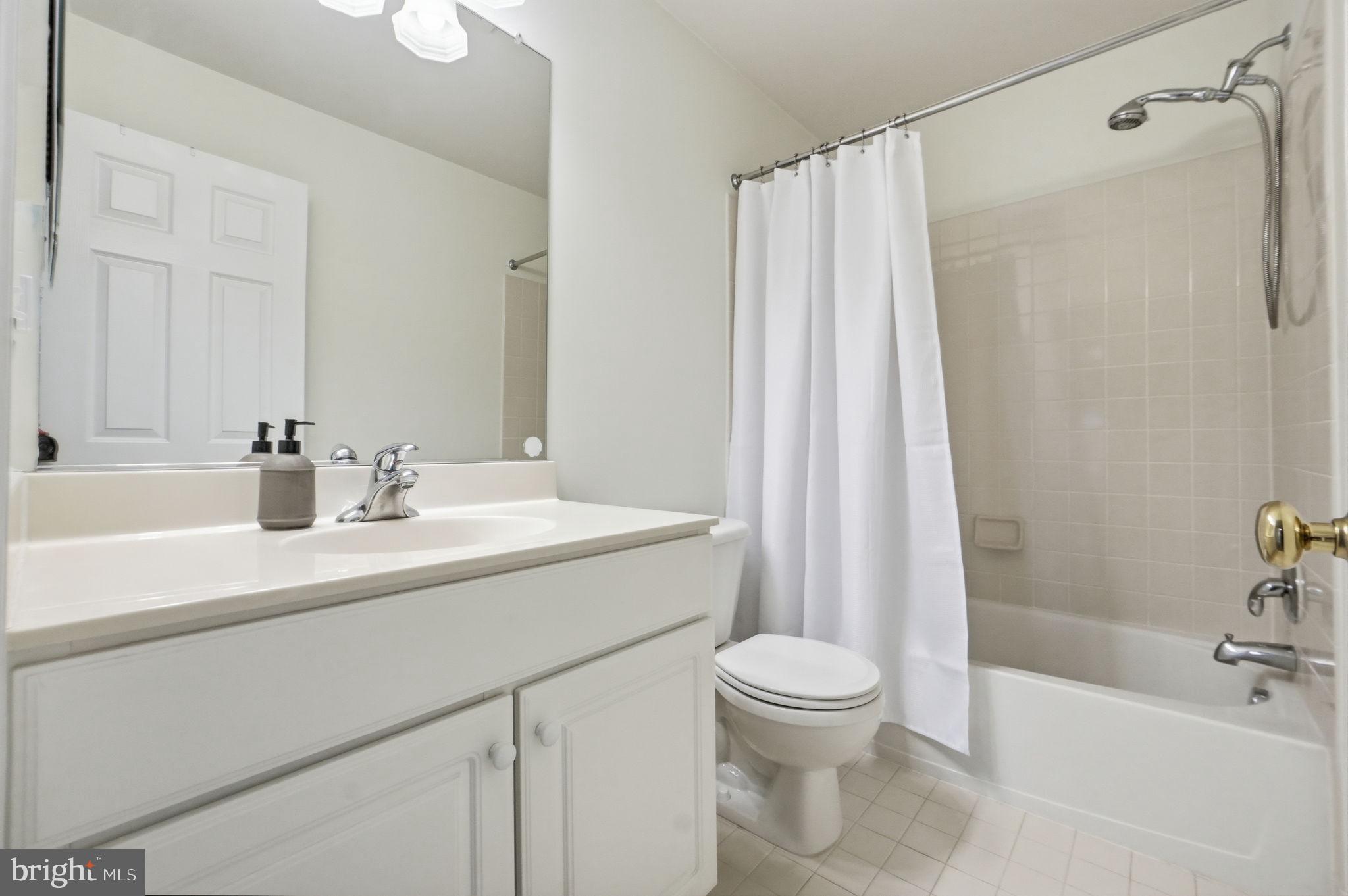 RIDINGS AT BLUE SPRINGS - Residential