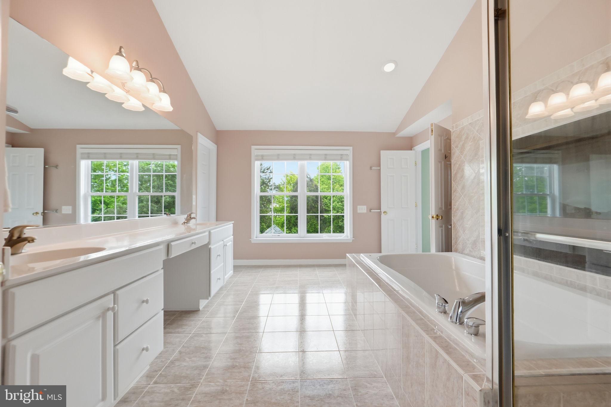 RIDINGS AT BLUE SPRINGS - Residential