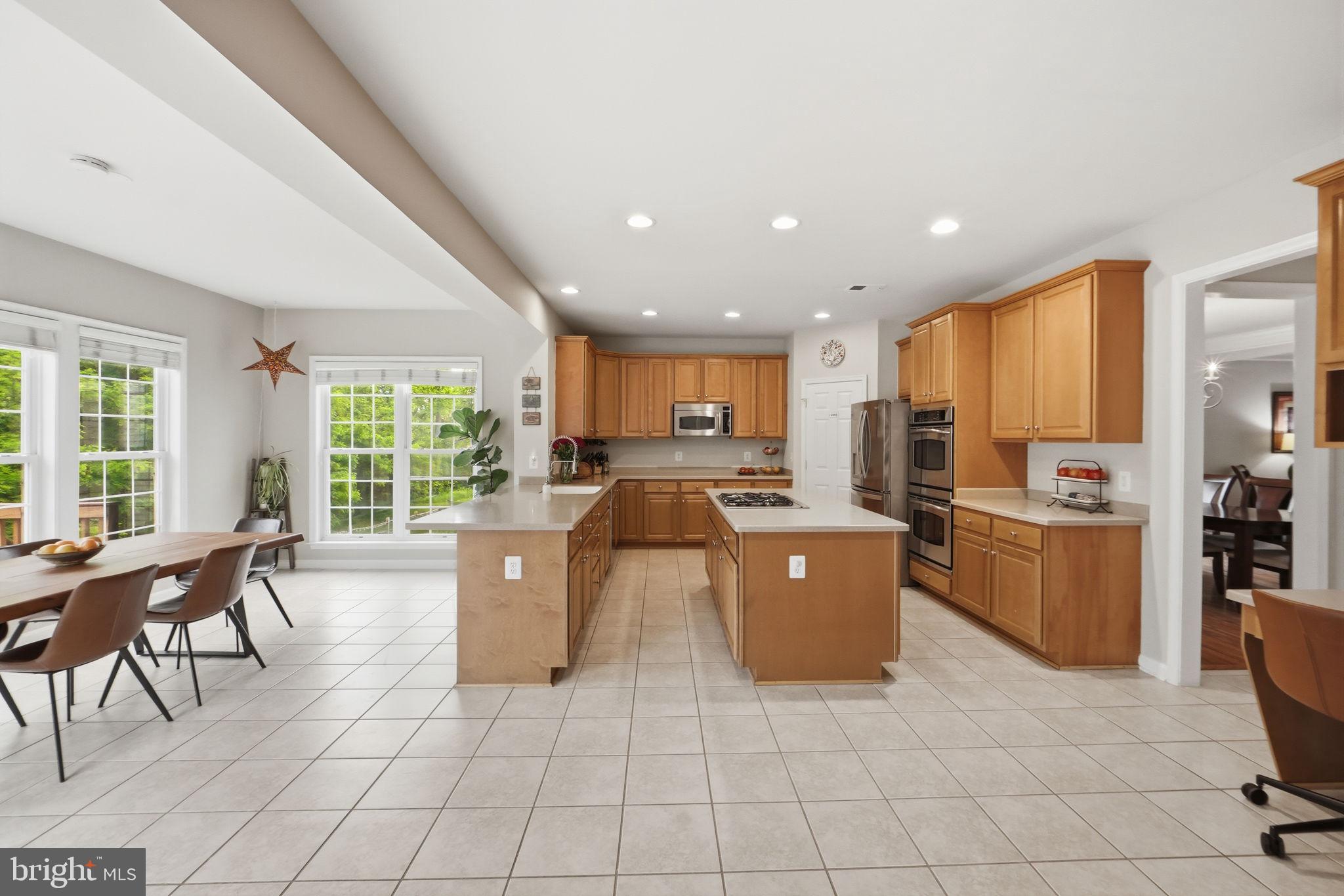 RIDINGS AT BLUE SPRINGS - Residential