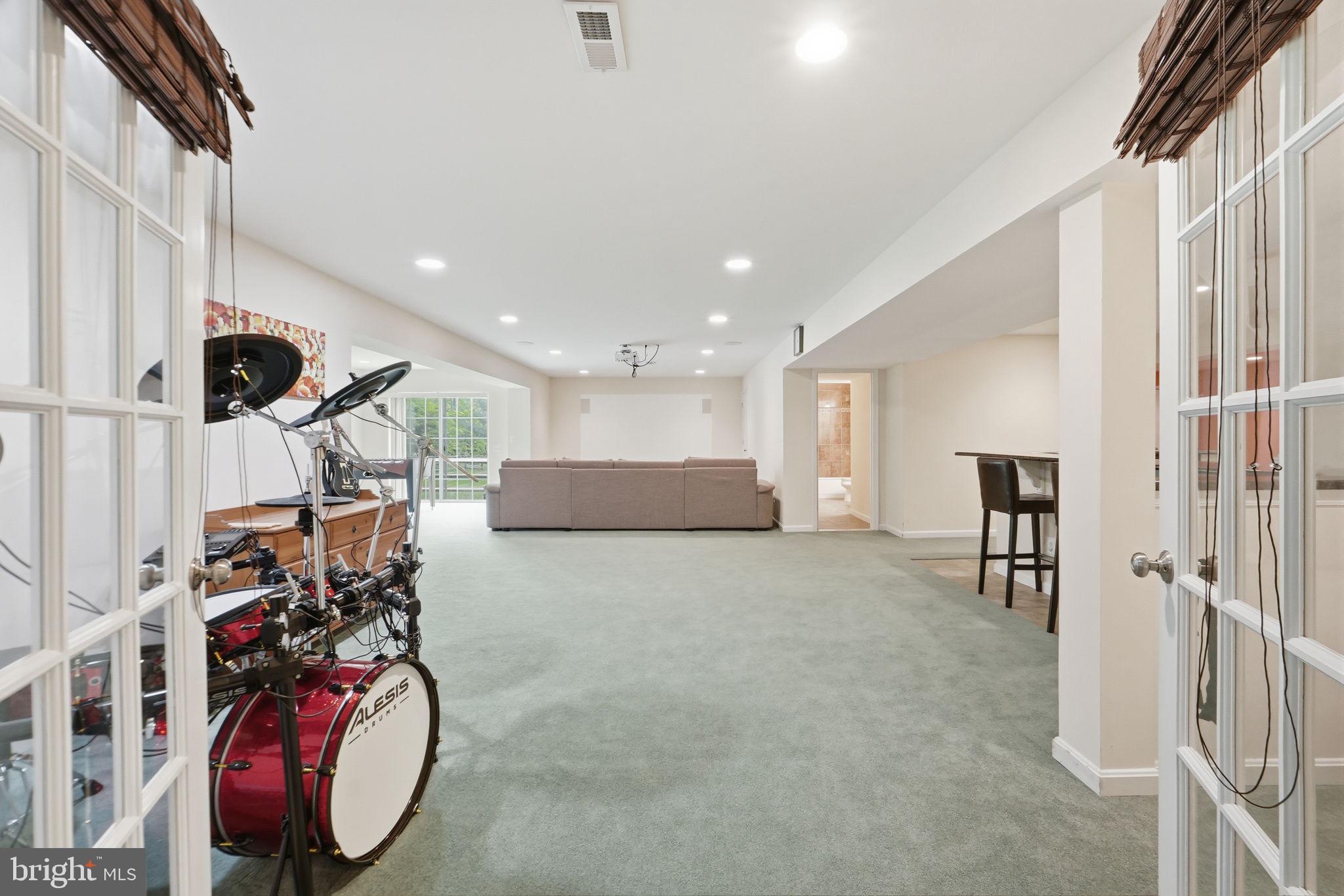 RIDINGS AT BLUE SPRINGS - Residential