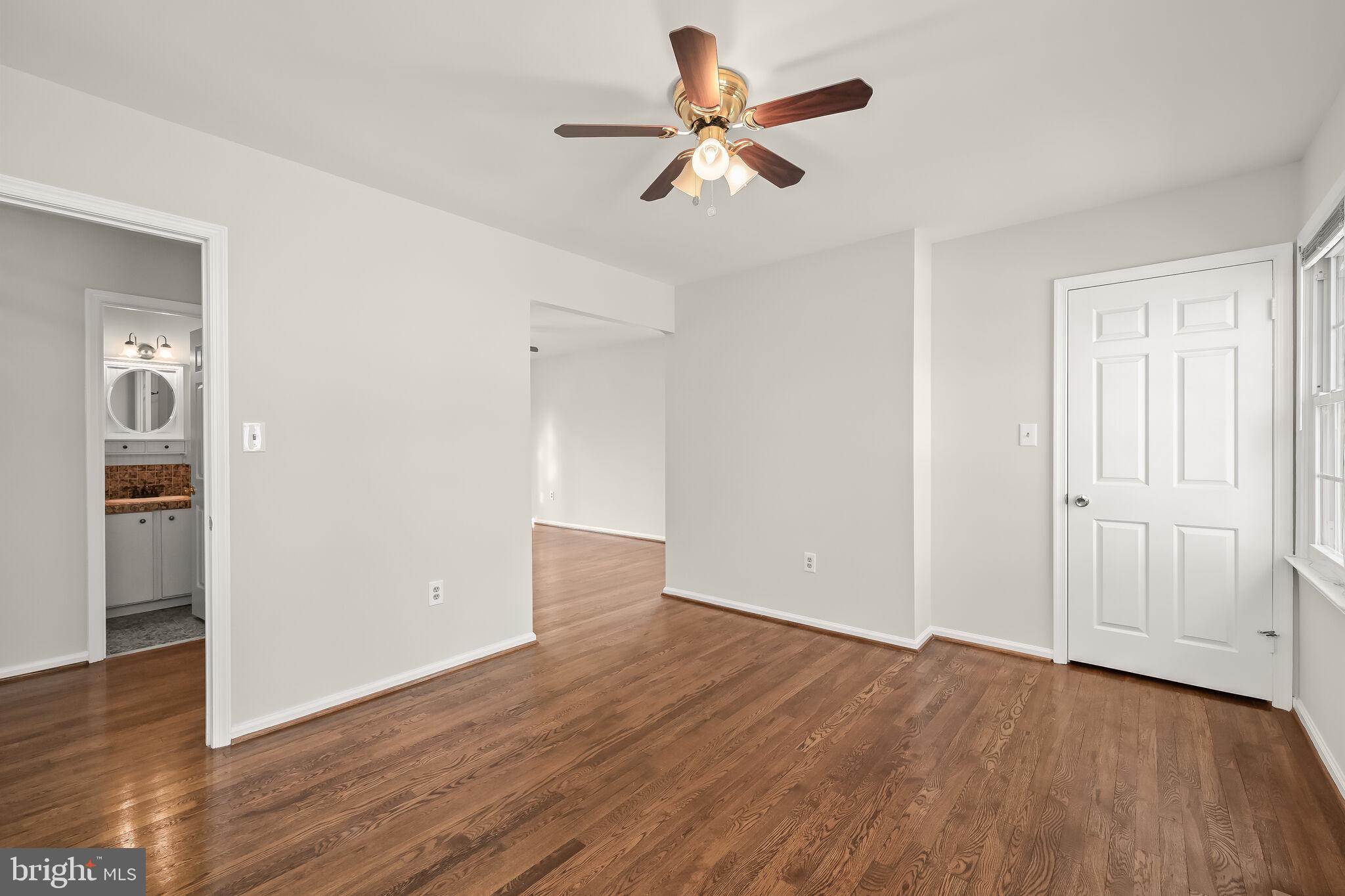 VILLAGE OF OWEN BROWN - Residential