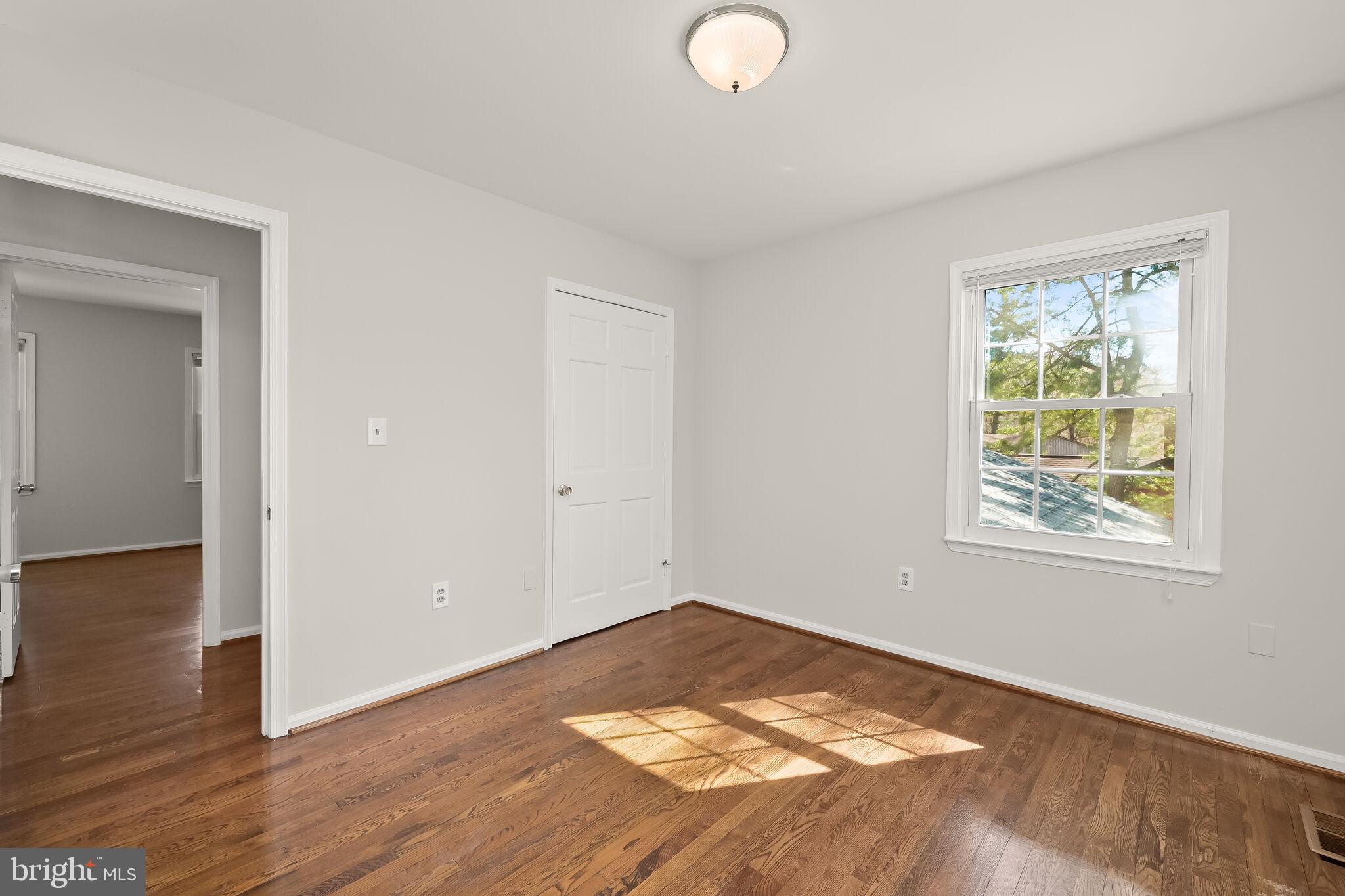 VILLAGE OF OWEN BROWN - Residential