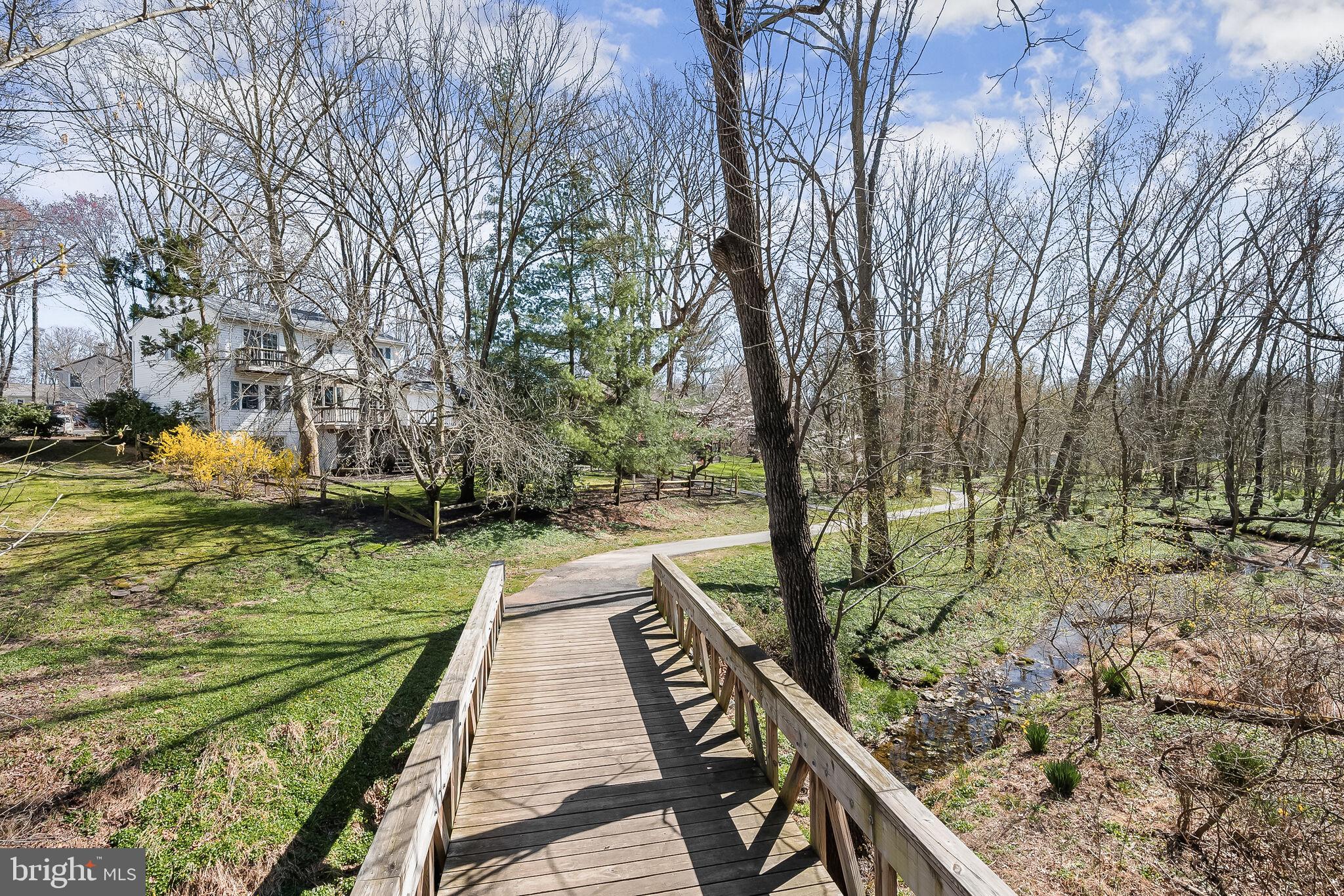 VILLAGE OF OWEN BROWN - Residential