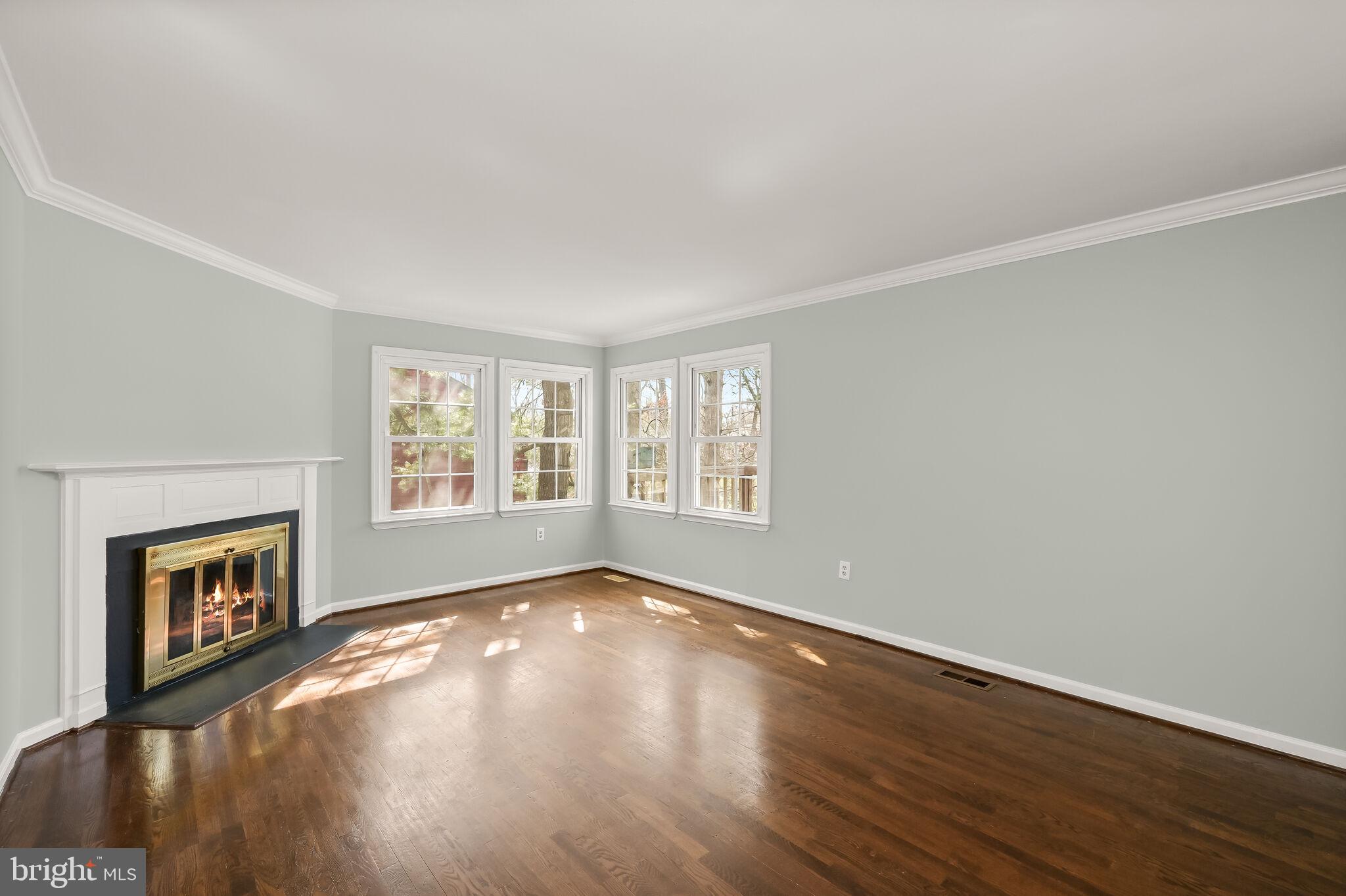 VILLAGE OF OWEN BROWN - Residential