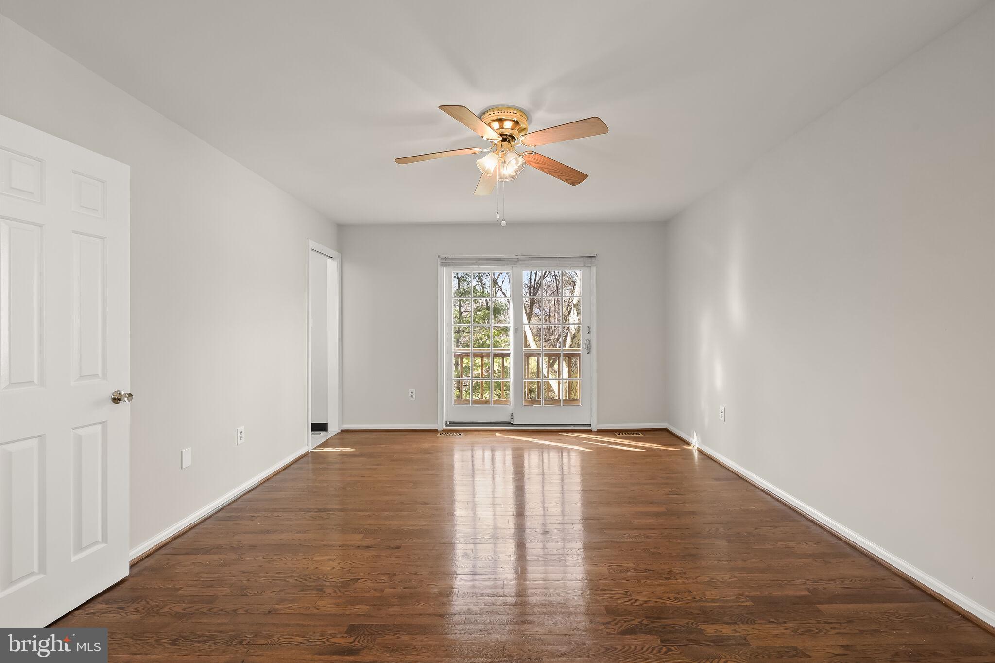 VILLAGE OF OWEN BROWN - Residential