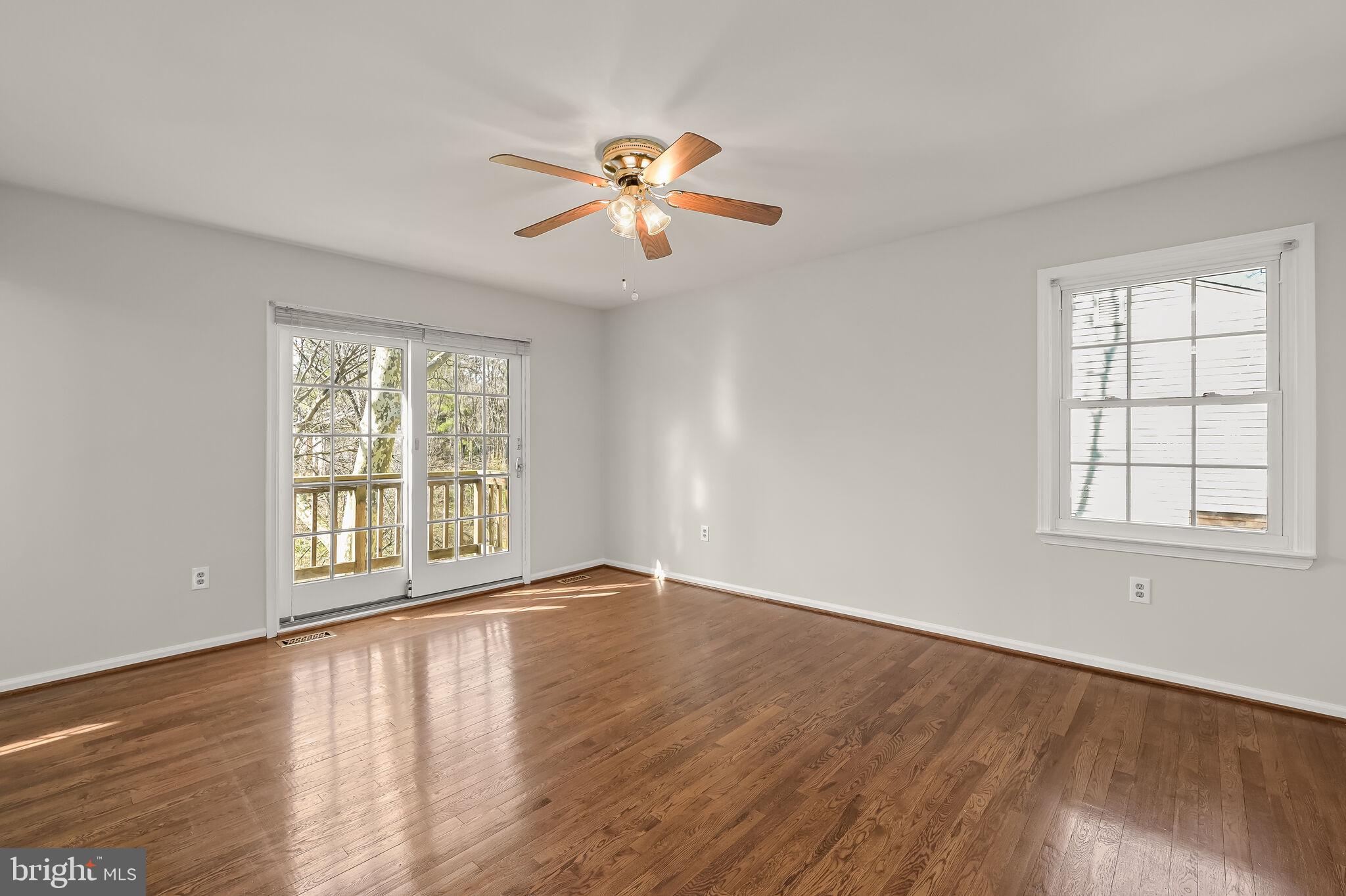 VILLAGE OF OWEN BROWN - Residential