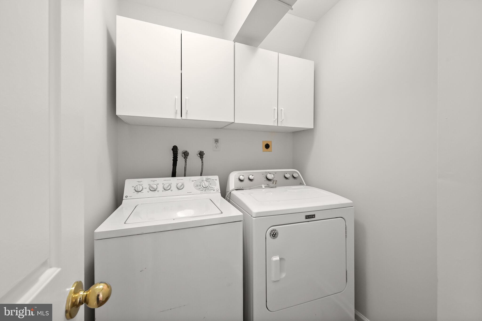 VILLAGE OF OWEN BROWN - Residential