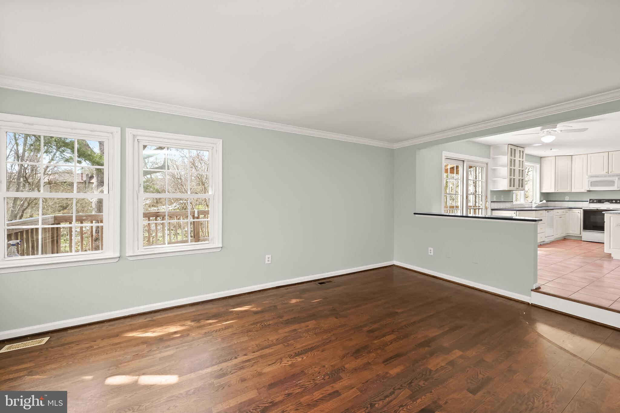 VILLAGE OF OWEN BROWN - Residential