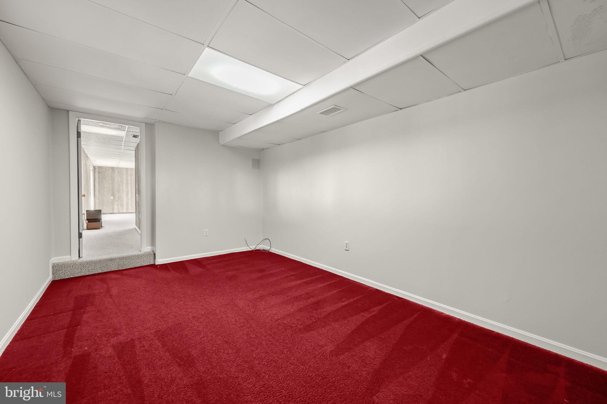 VILLAGE OF OWEN BROWN - Residential