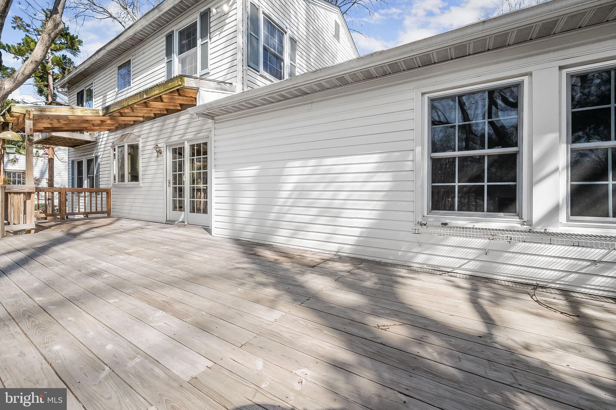 VILLAGE OF OWEN BROWN - Residential