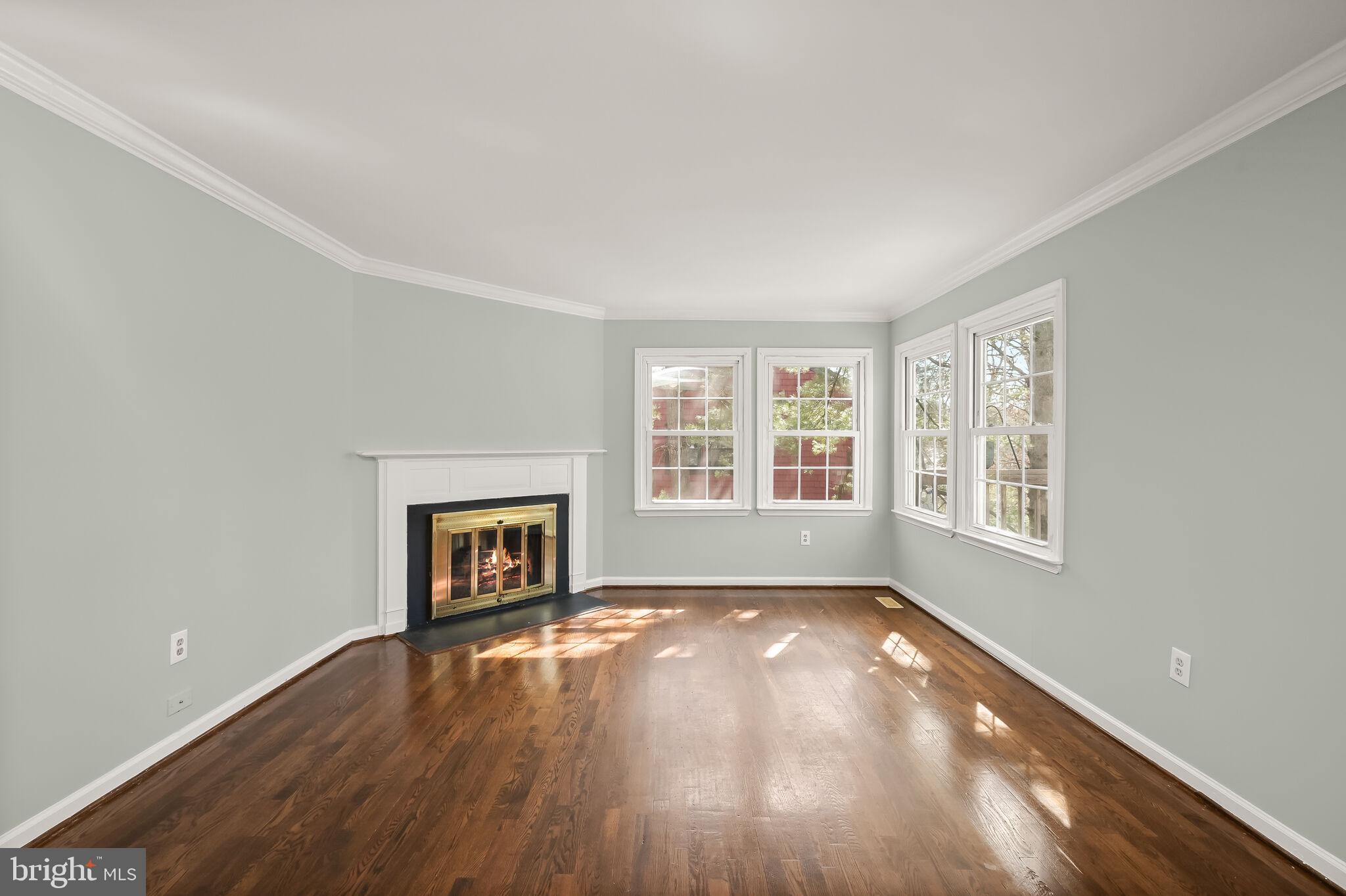 VILLAGE OF OWEN BROWN - Residential