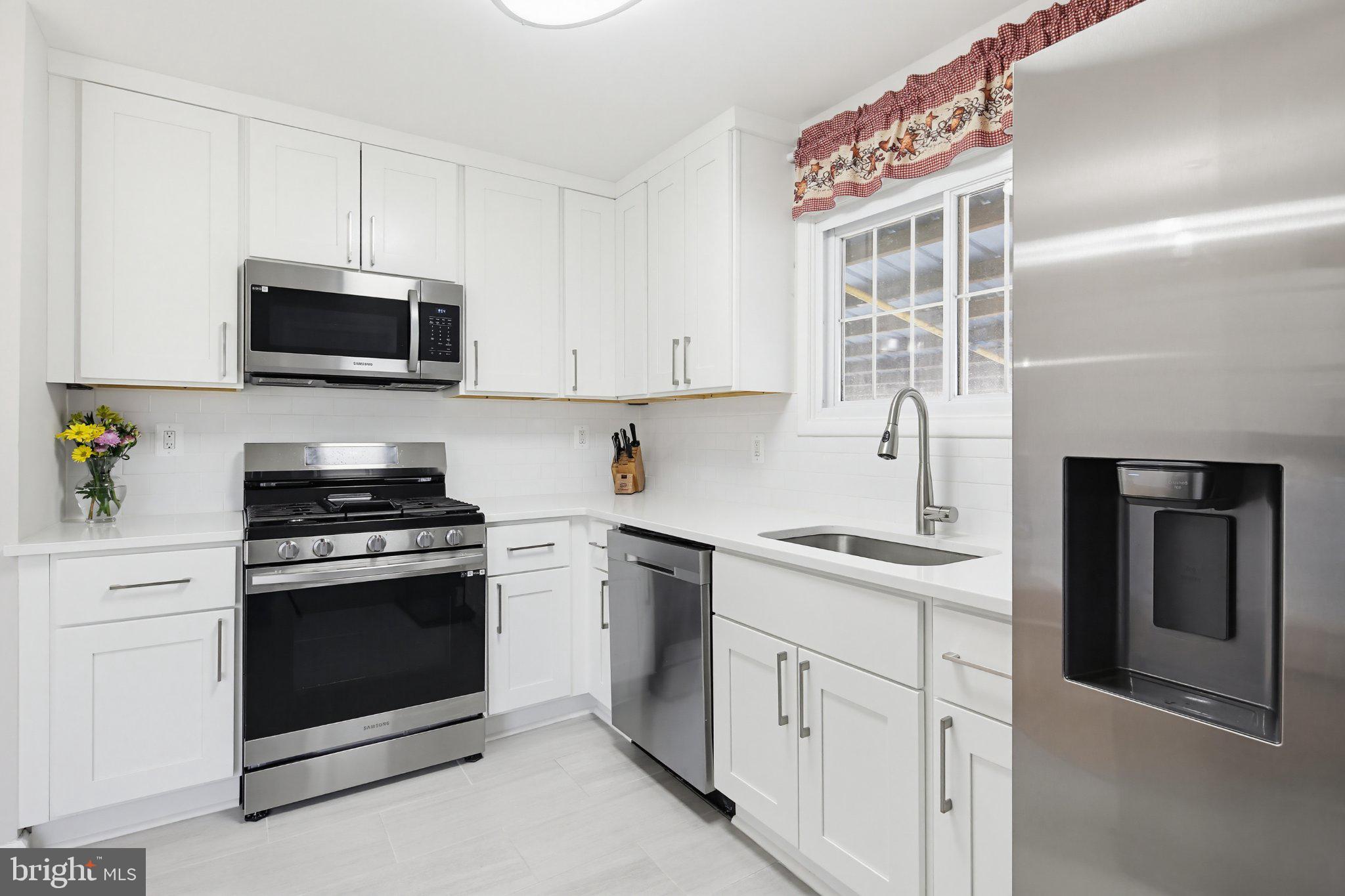 ODENTON HEIGHTS - Residential