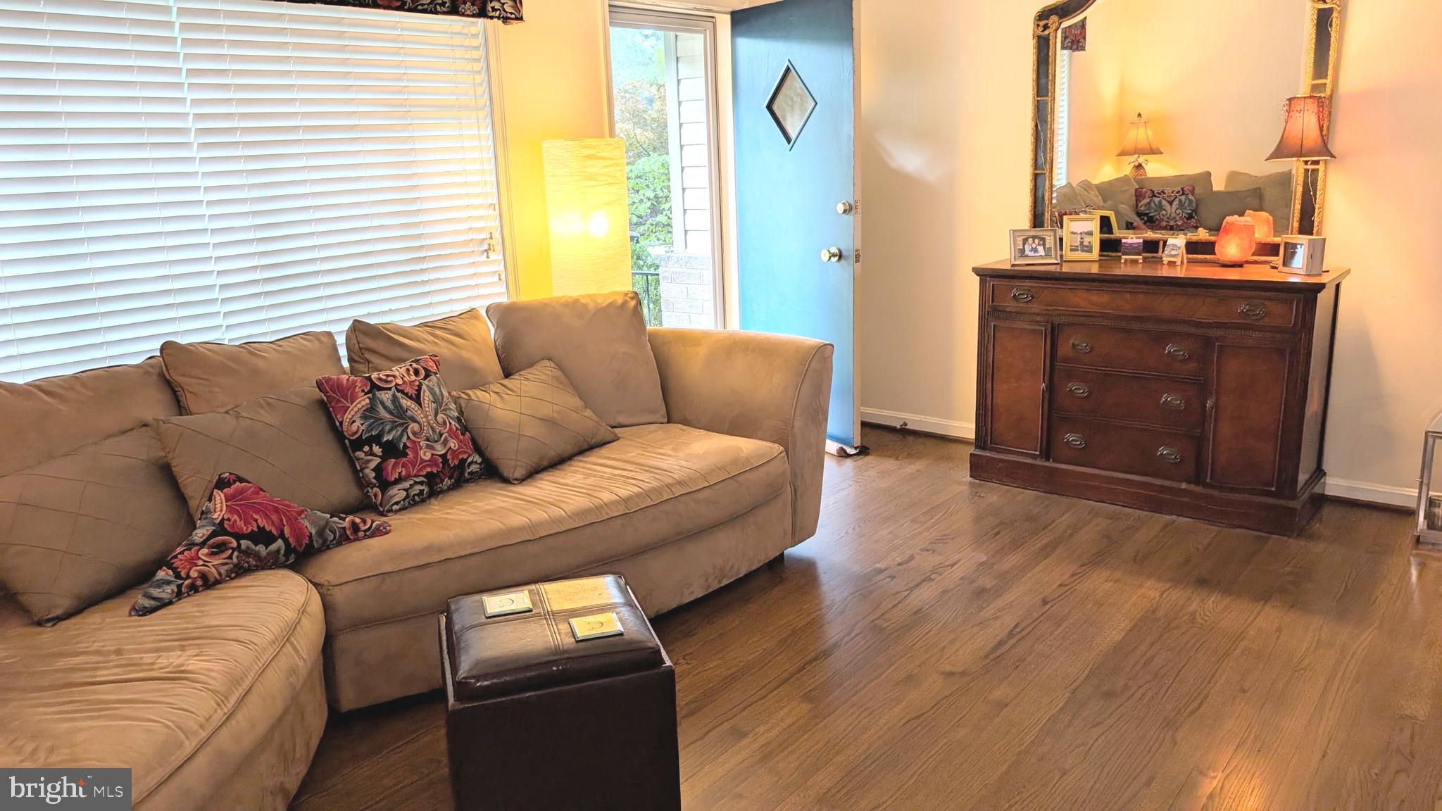 ROCKY ACRES - Residential