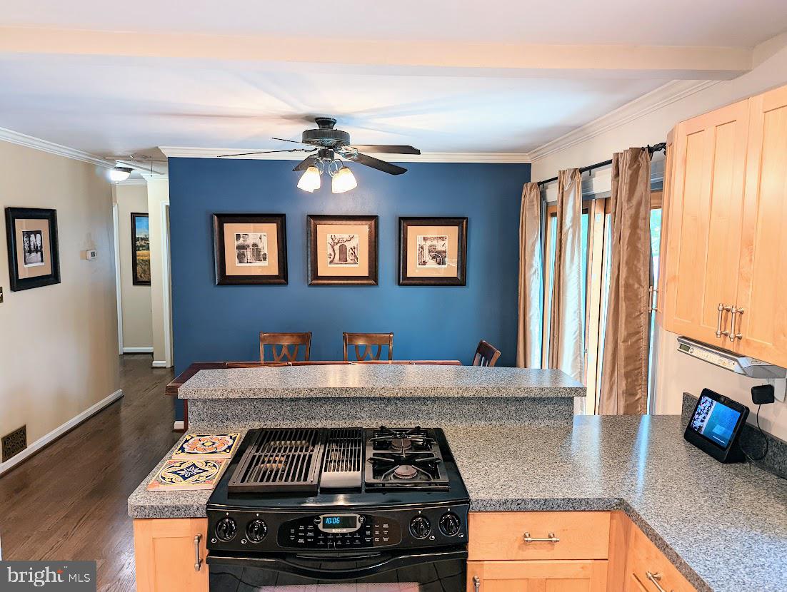 ROCKY ACRES - Residential