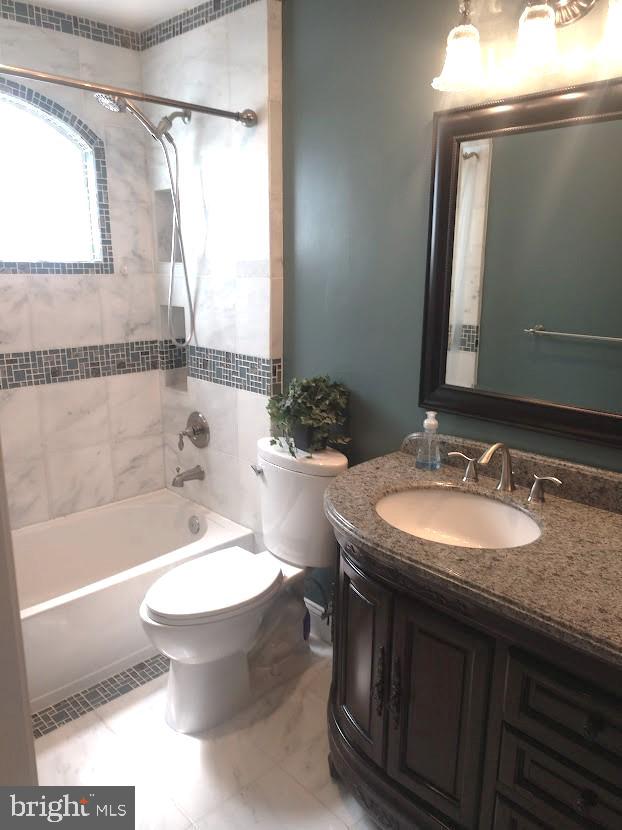 ROCKY ACRES - Residential