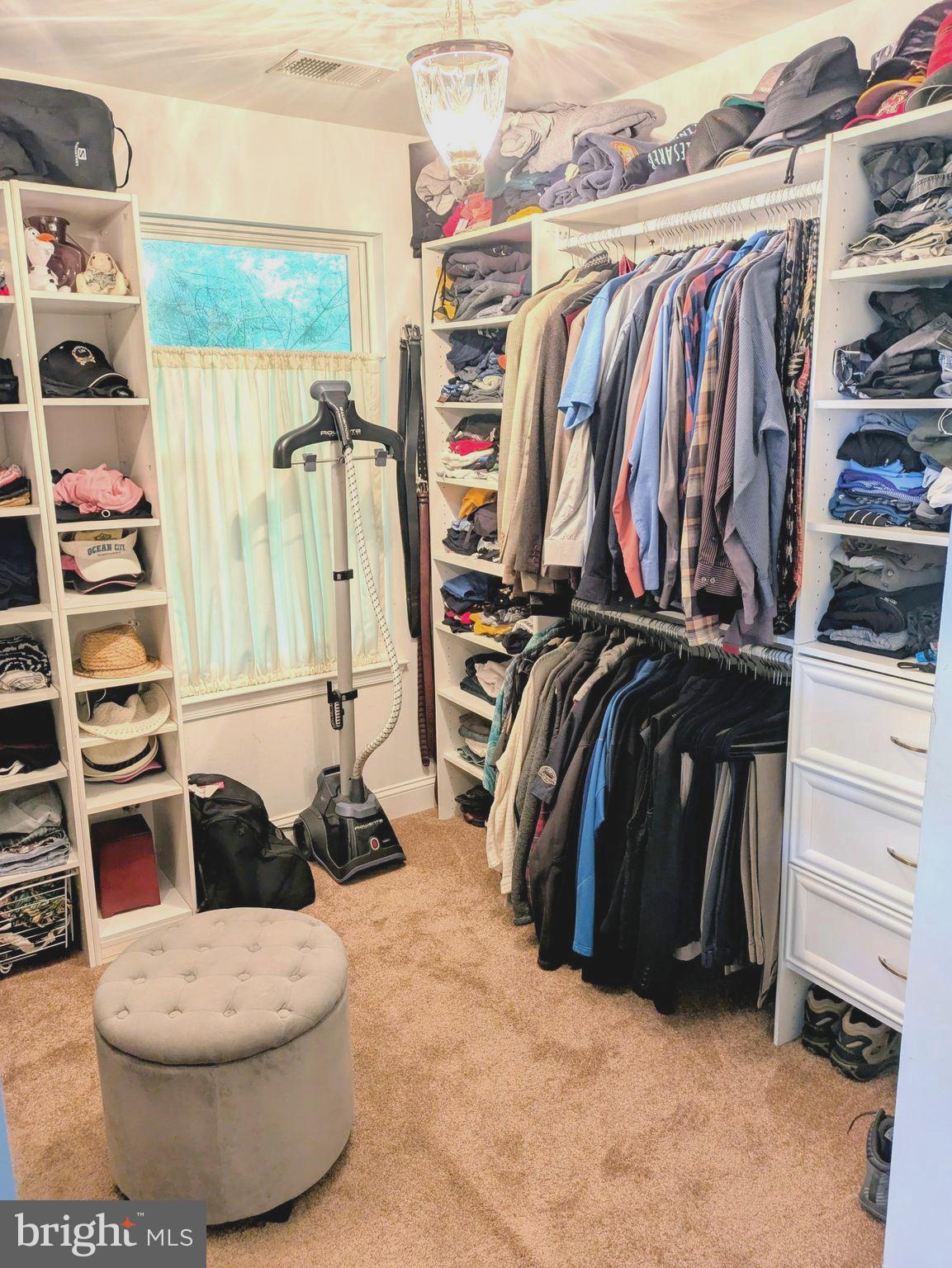 ROCKY ACRES - Residential