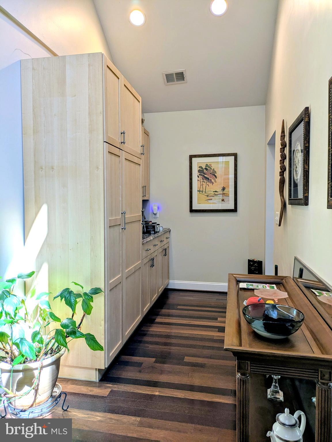 ROCKY ACRES - Residential