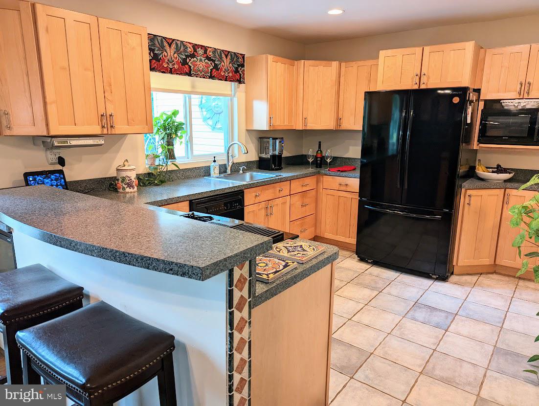 ROCKY ACRES - Residential