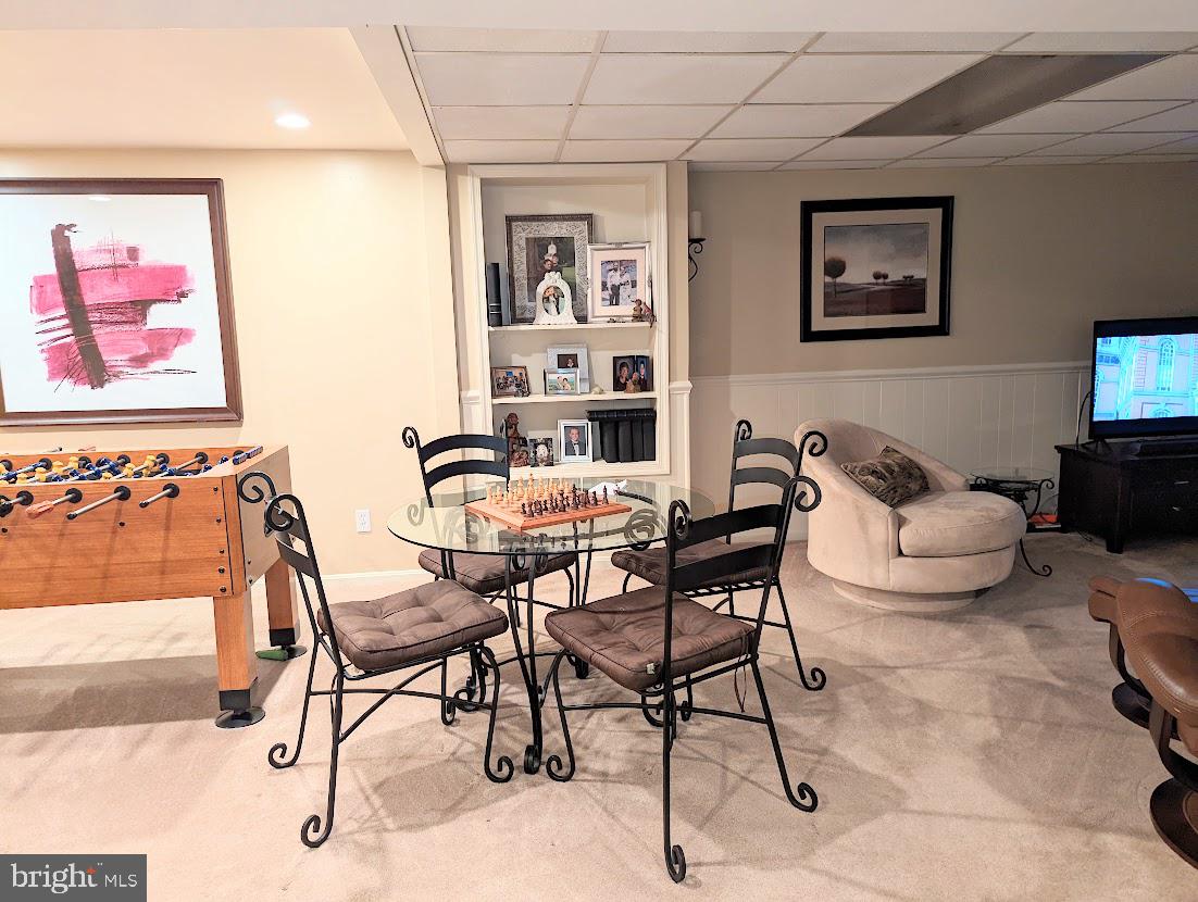 ROCKY ACRES - Residential