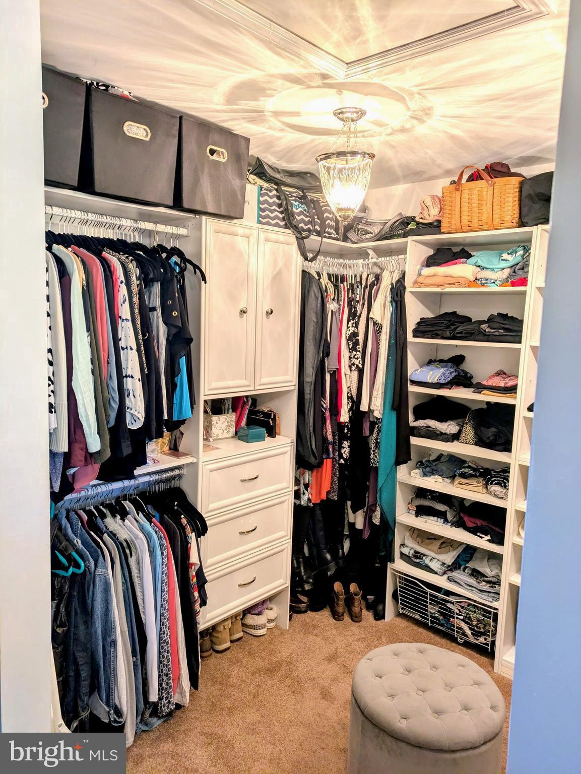 ROCKY ACRES - Residential