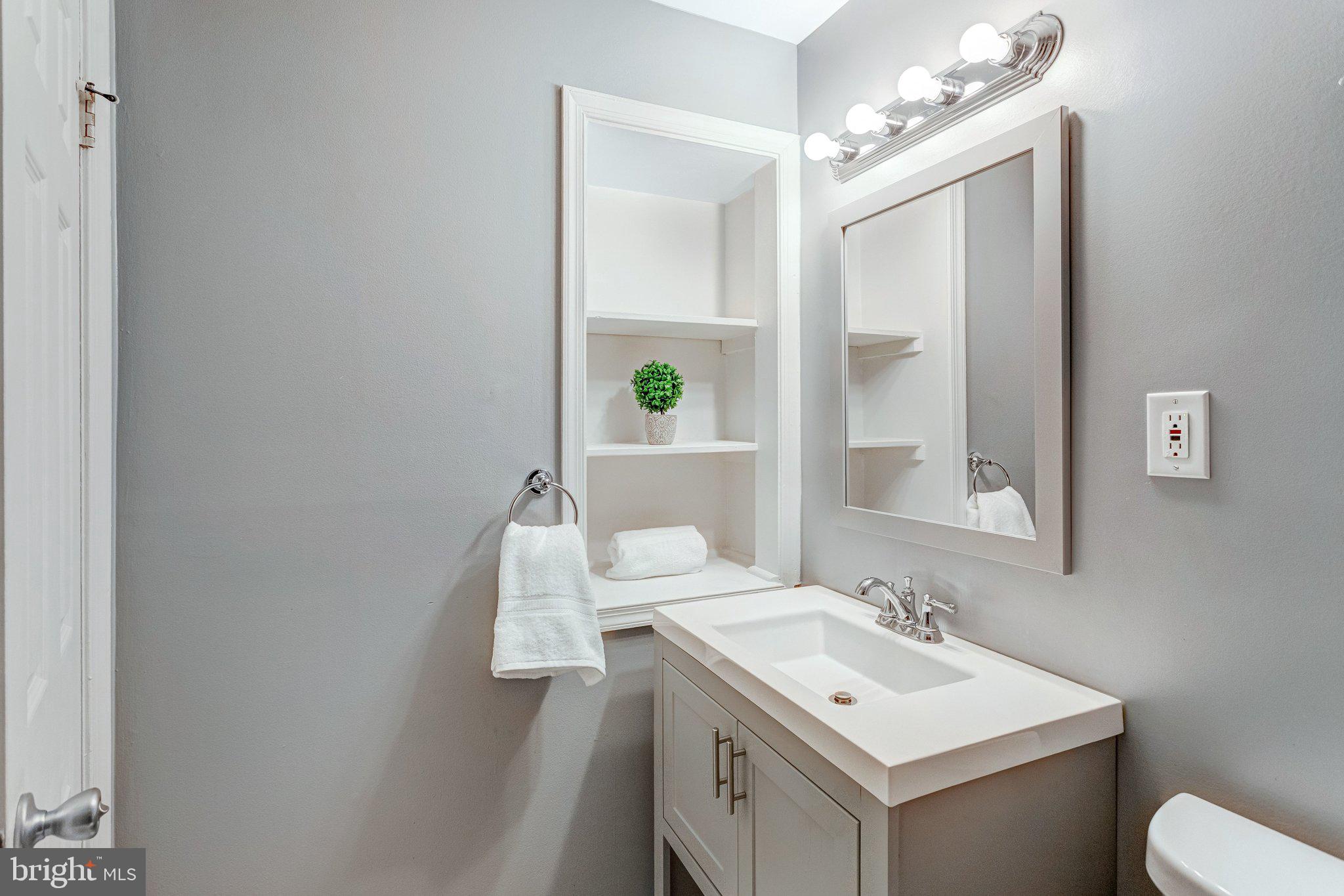 MOORINGS OF OCCOQUAN CON - Residential