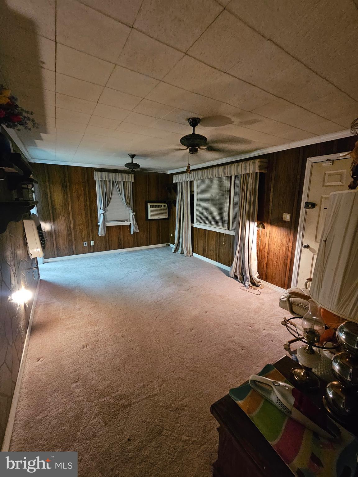 FEATHERSTONE TERRACE - Residential