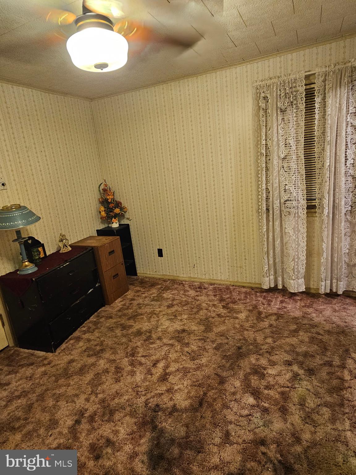 FEATHERSTONE TERRACE - Residential