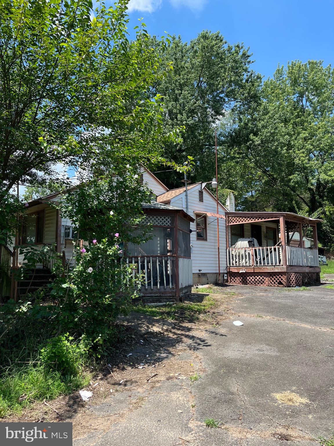 1516 WALNUT STREET