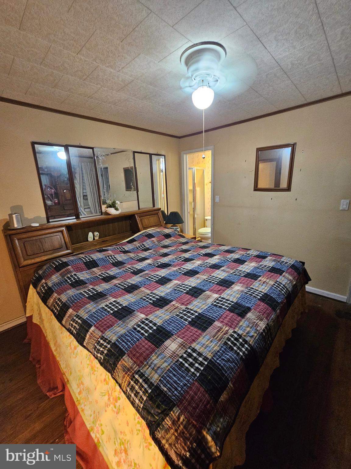 FEATHERSTONE TERRACE - Residential