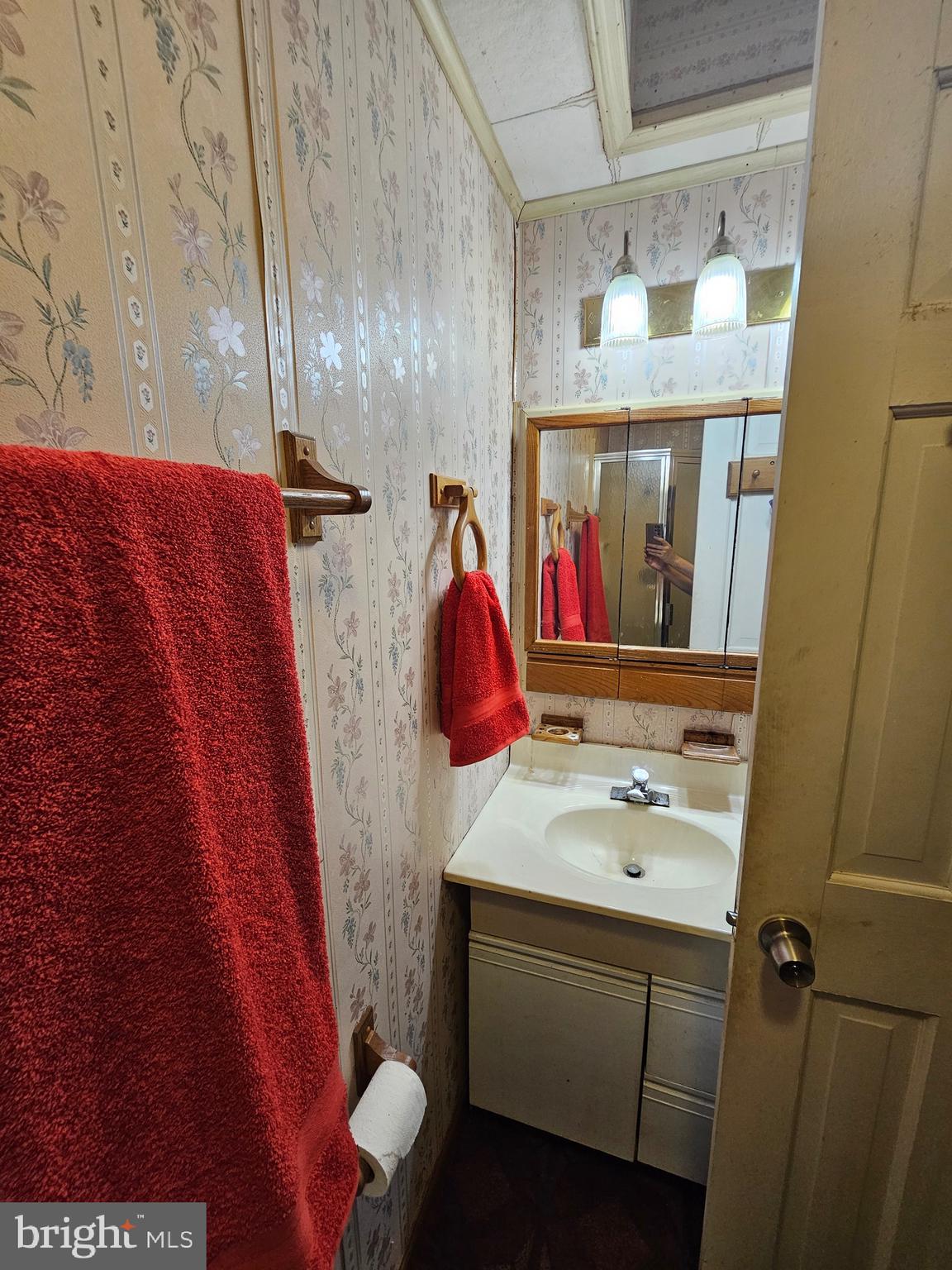 FEATHERSTONE TERRACE - Residential