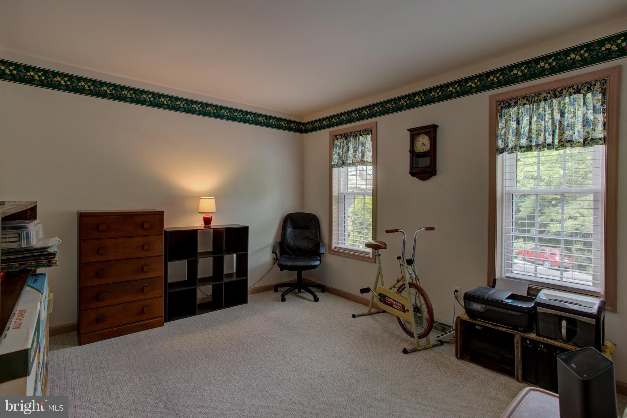 TIMSON HILL - Residential