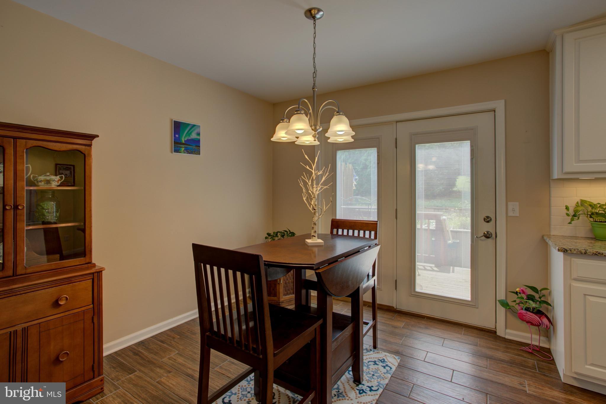 TIMSON HILL - Residential