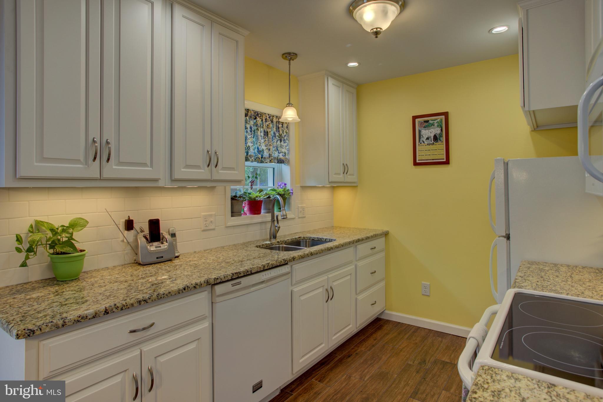 TIMSON HILL - Residential