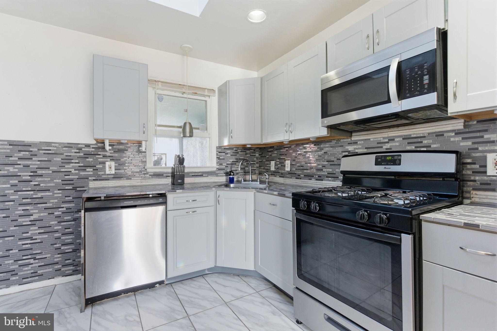 NOTTINGHAM VIL - Residential