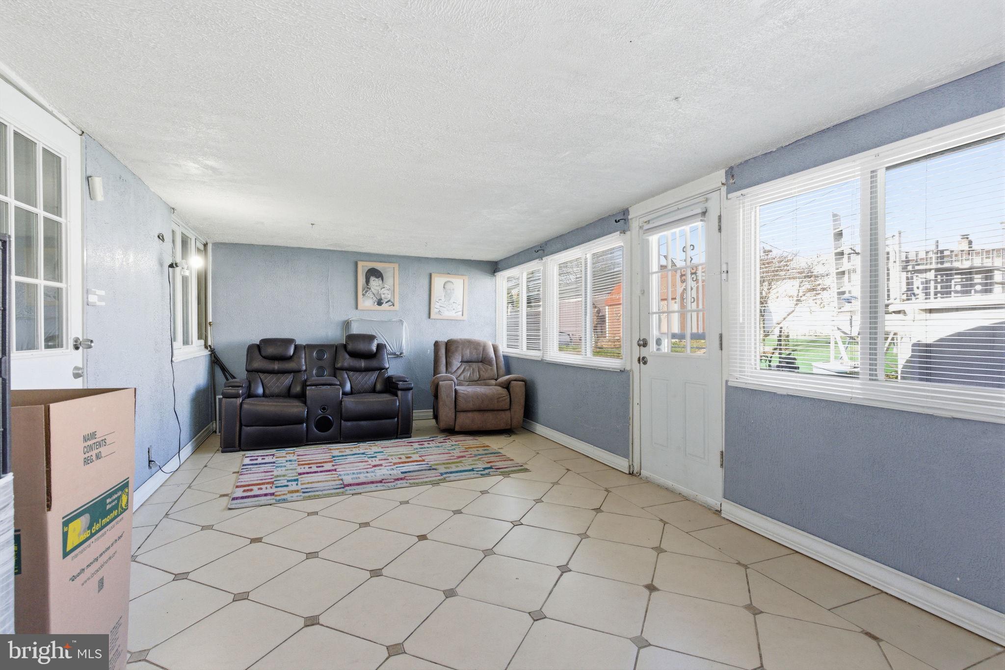 NOTTINGHAM VIL - Residential