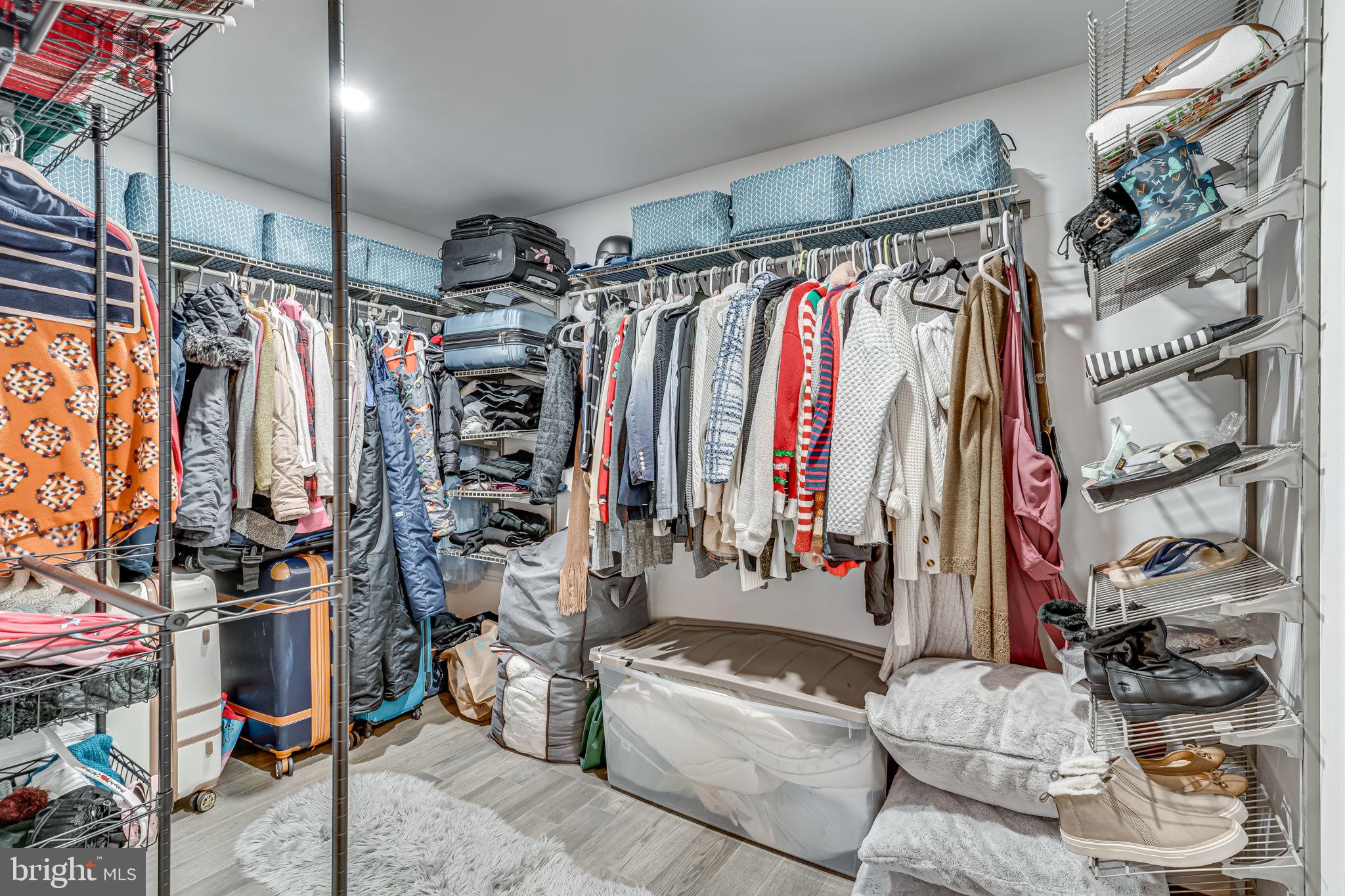 APPLE GREENE - Residential