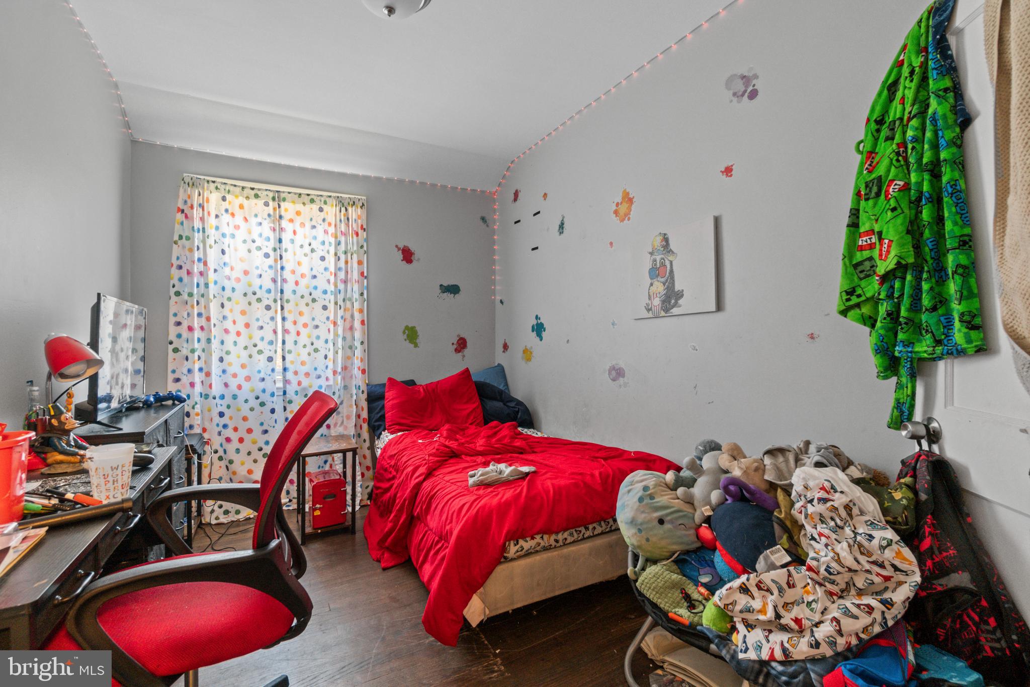 NEW NORTHWOOD - Residential