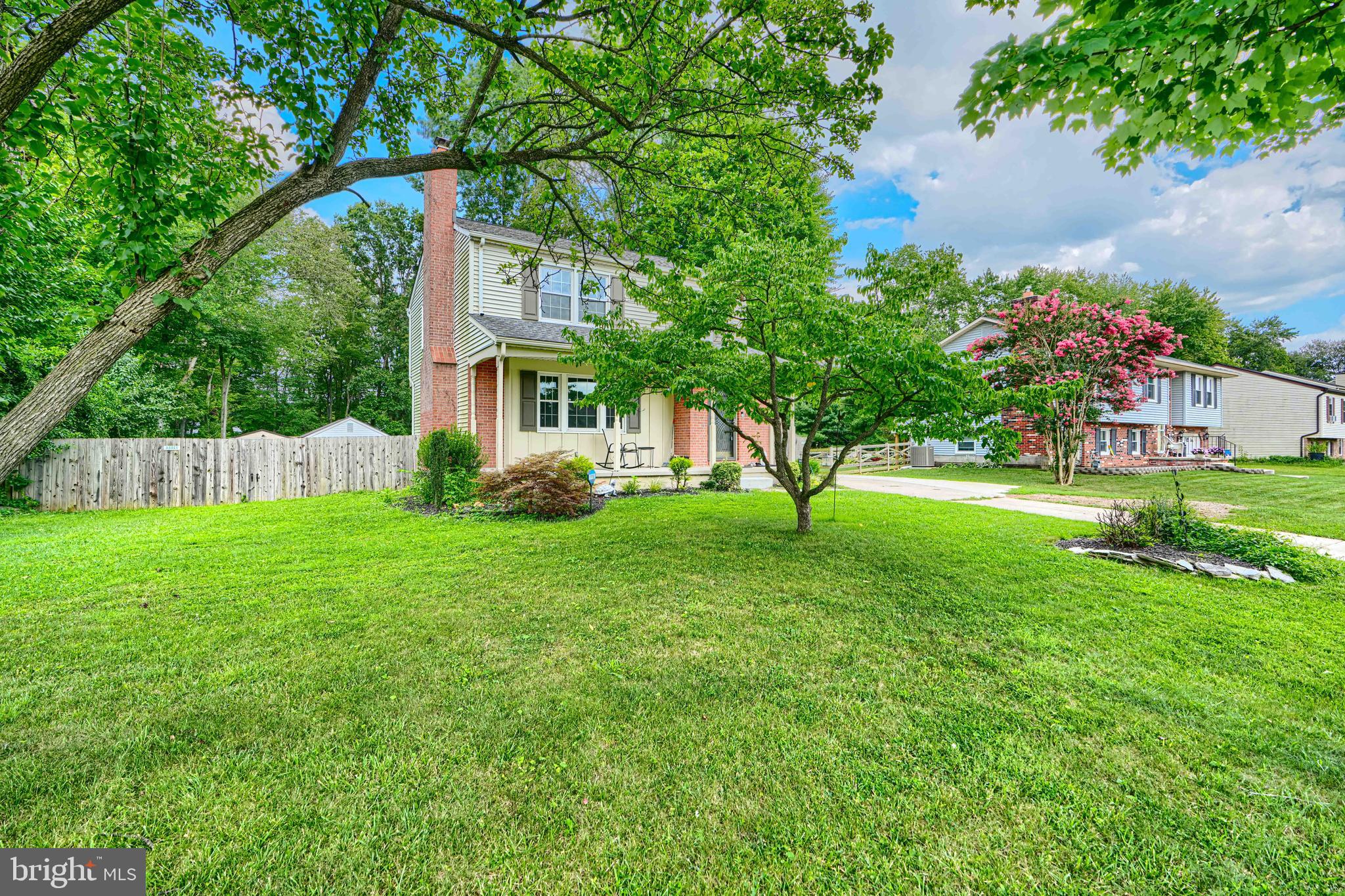 1353 SWEETBRIAR LANE