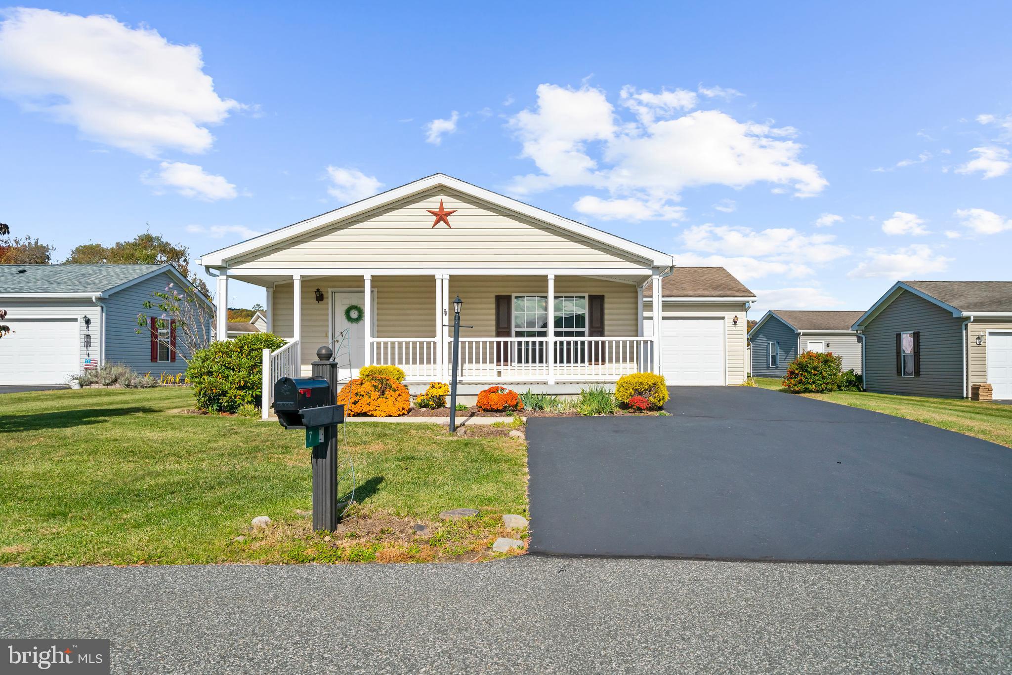 SPRING VALLEY VILLAG - Residential