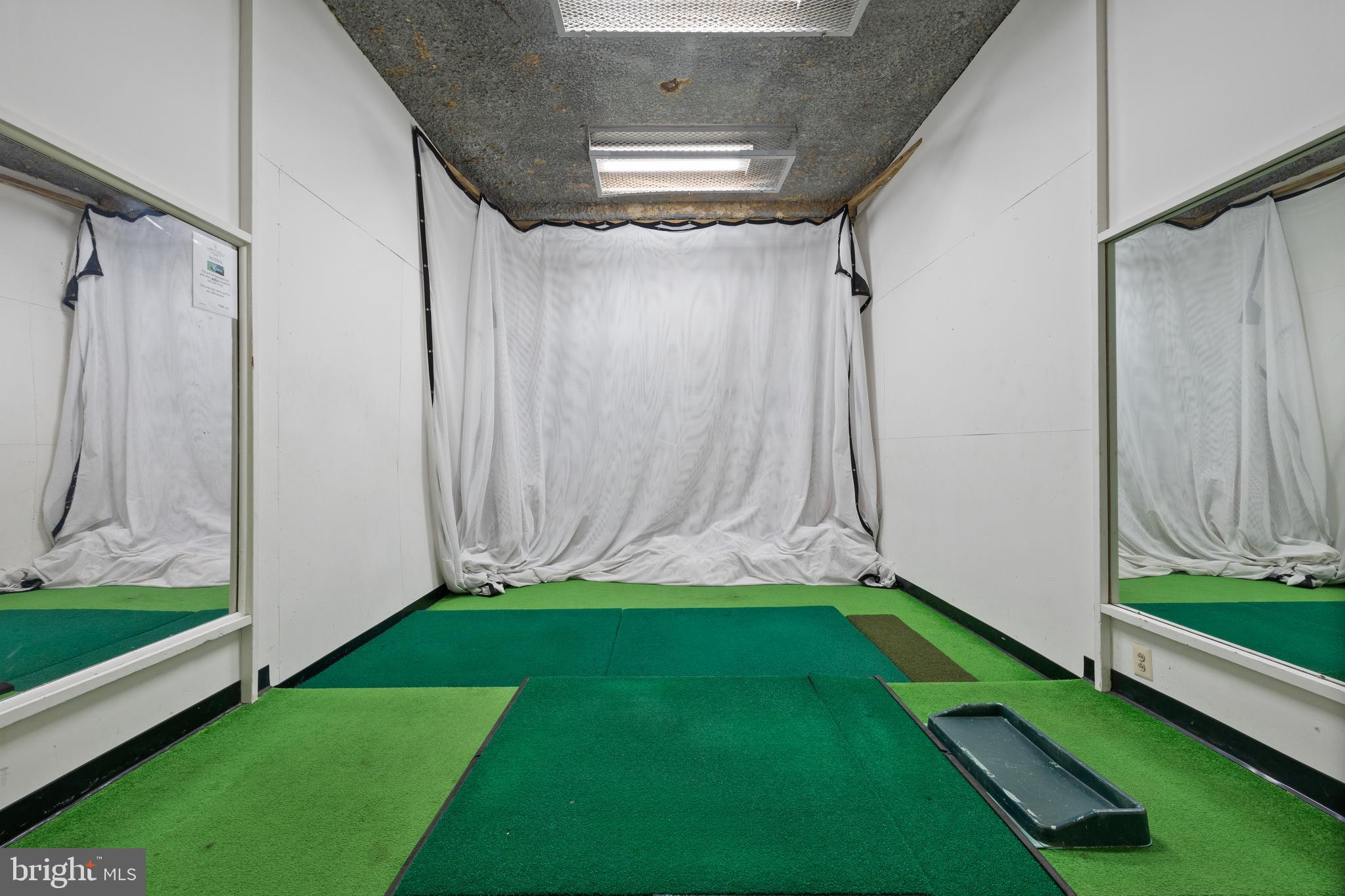 WATERGATE AT LANDMARK - Residential