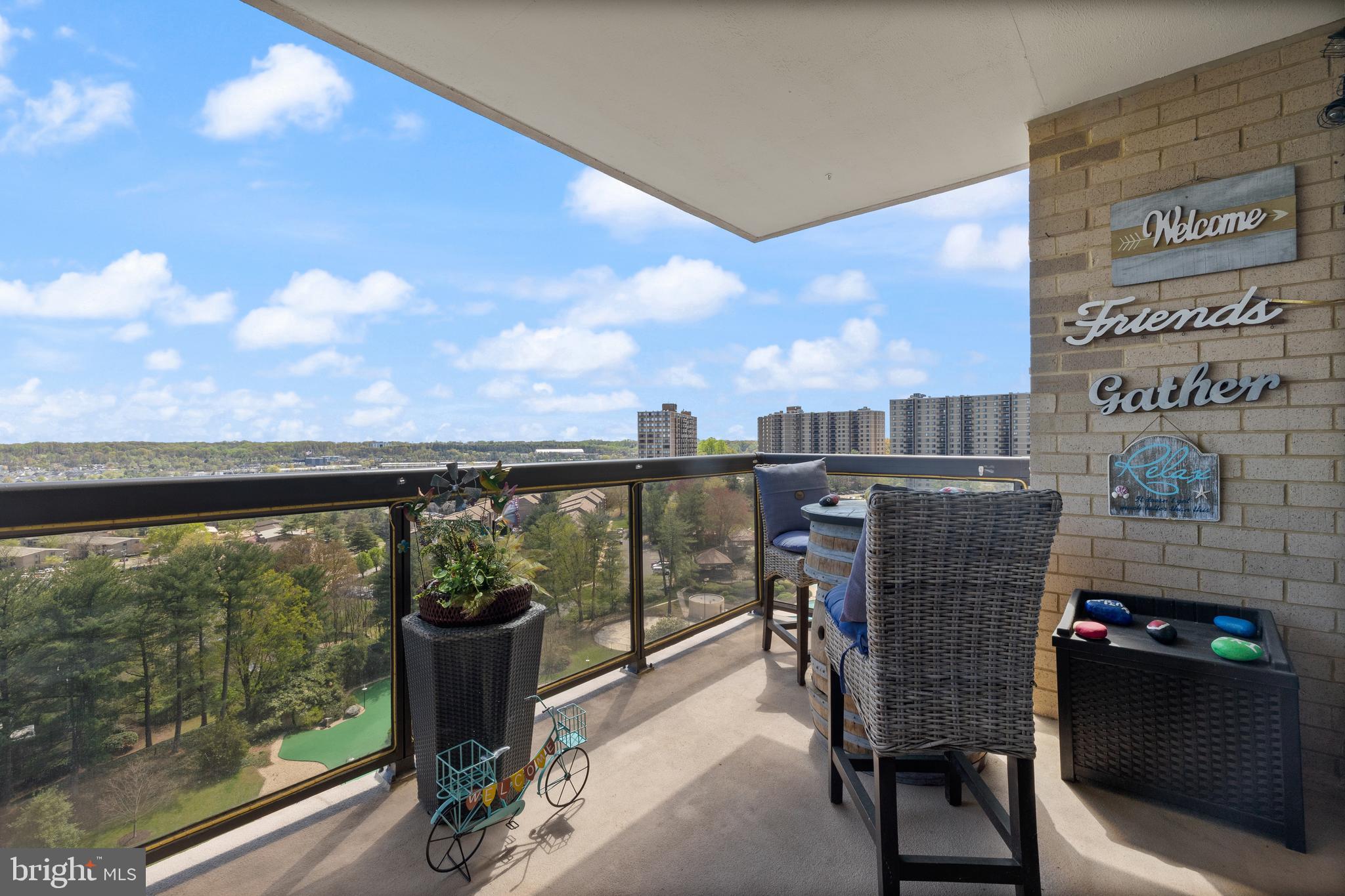 WATERGATE AT LANDMARK - Residential