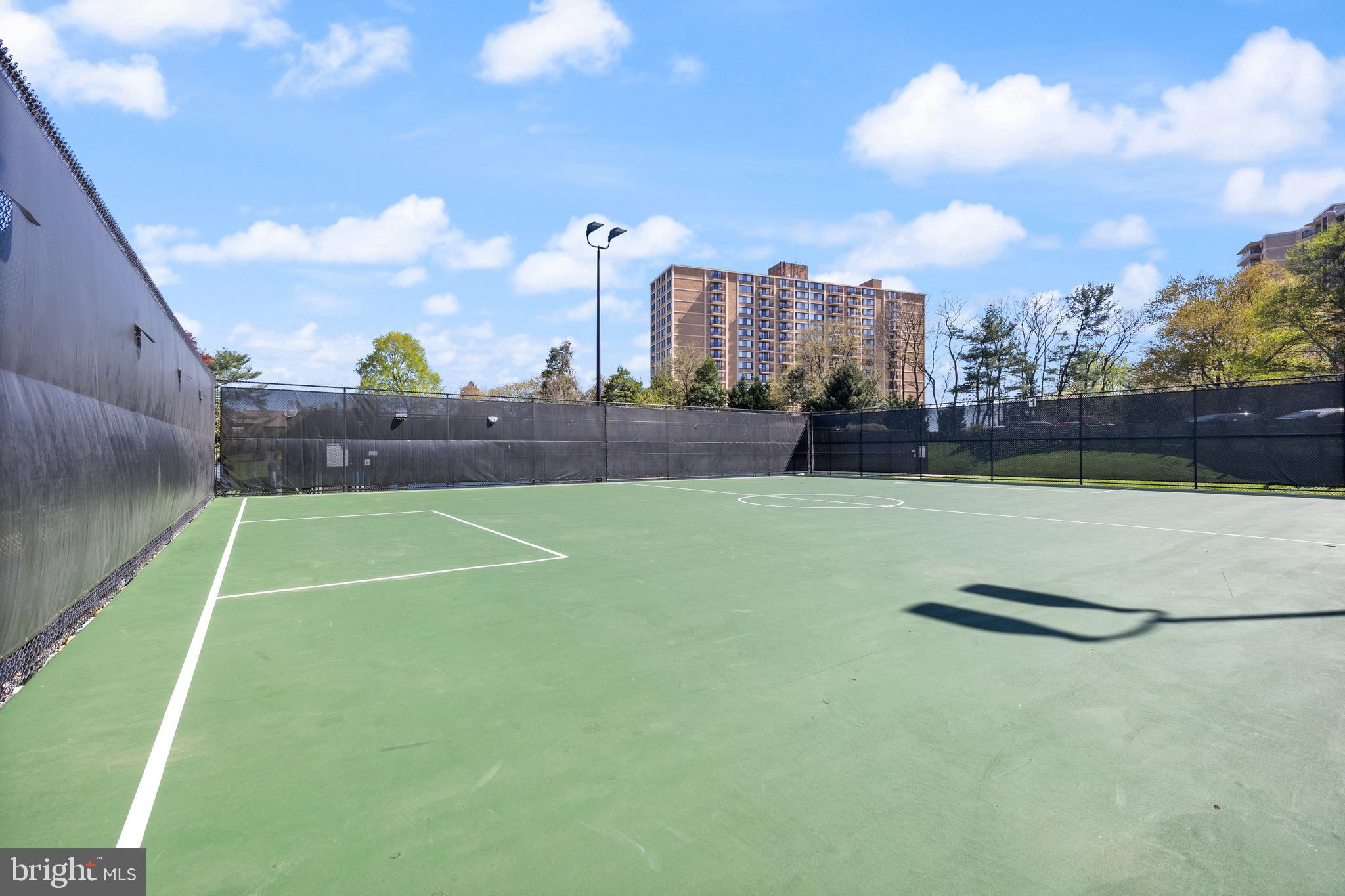 WATERGATE AT LANDMARK - Residential