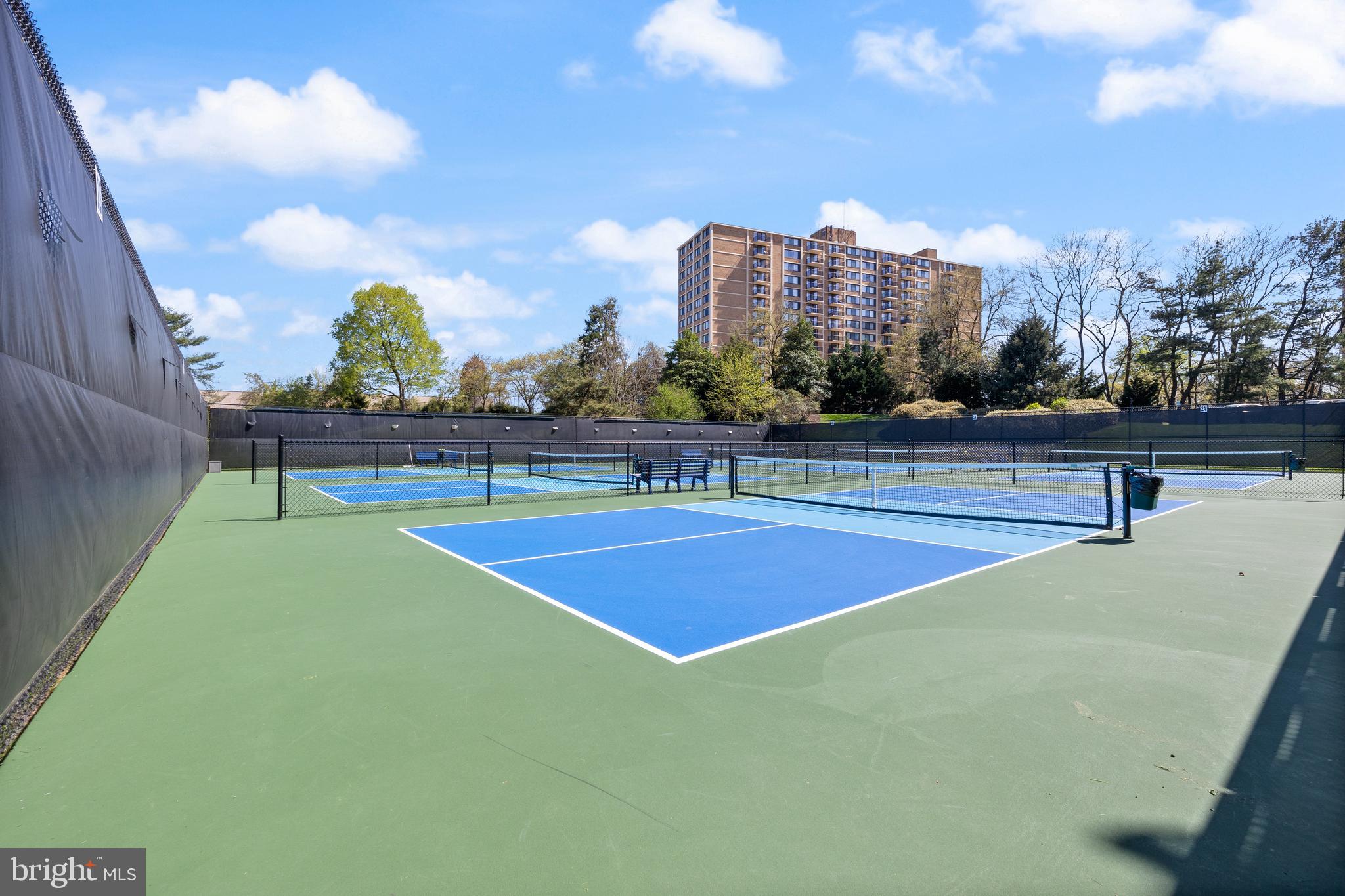 WATERGATE AT LANDMARK - Residential