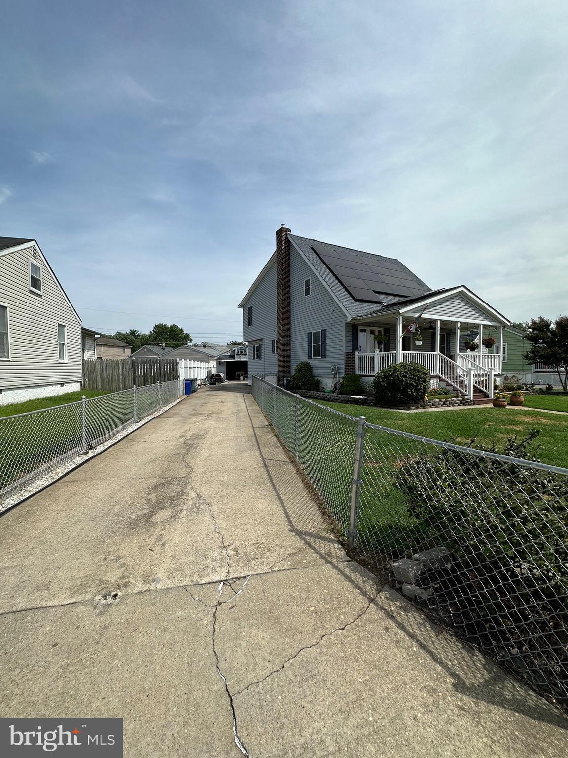 GRAY MANOR - Residential