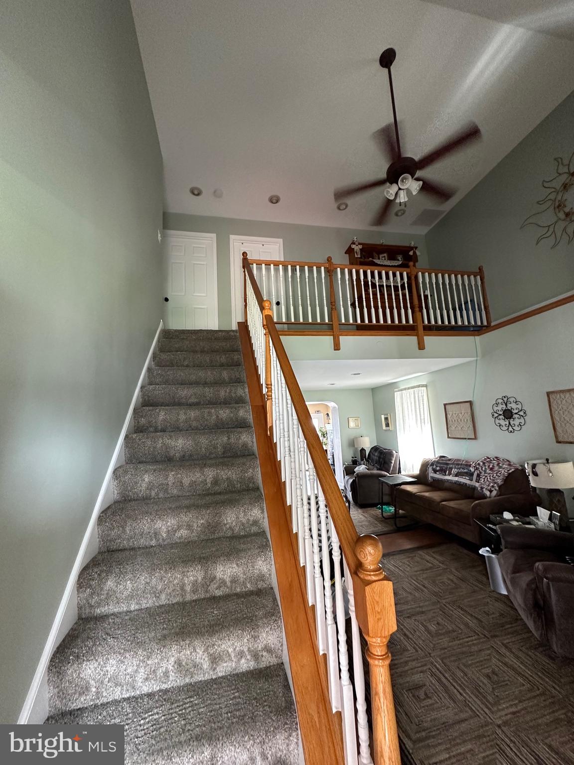 GRAY MANOR - Residential