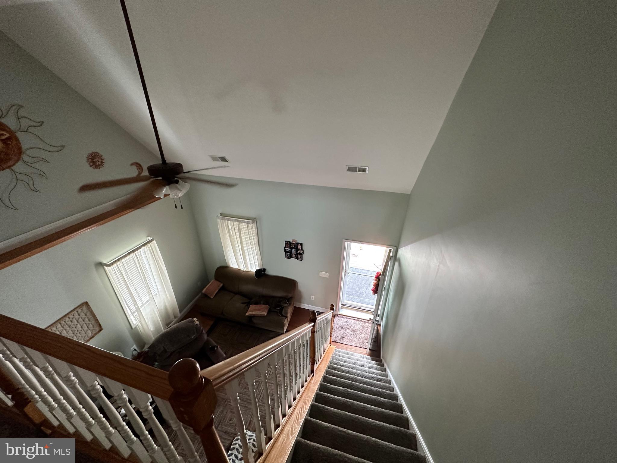 GRAY MANOR - Residential